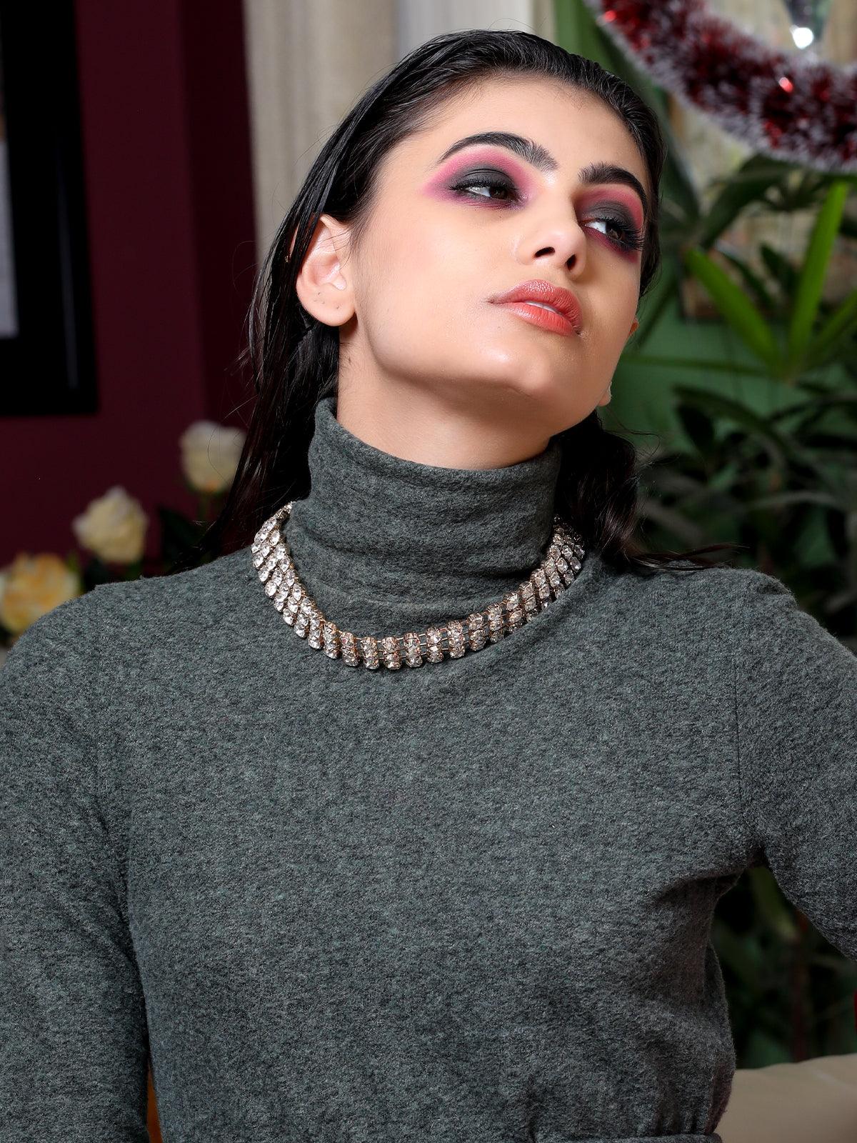 Odette Women Multicolour Metal Necklace