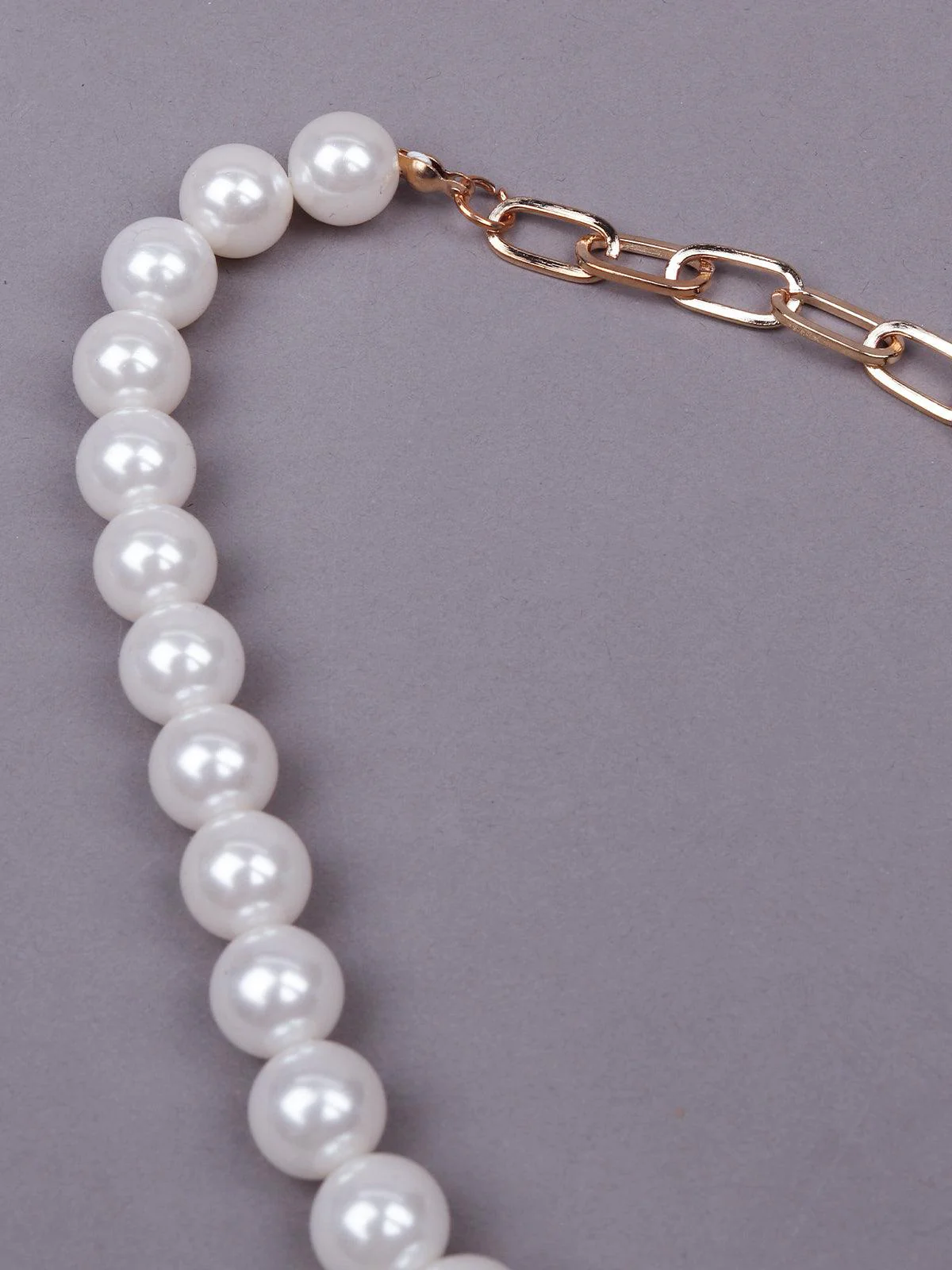 Odette Women White Heart Metal Necklace - Image 6