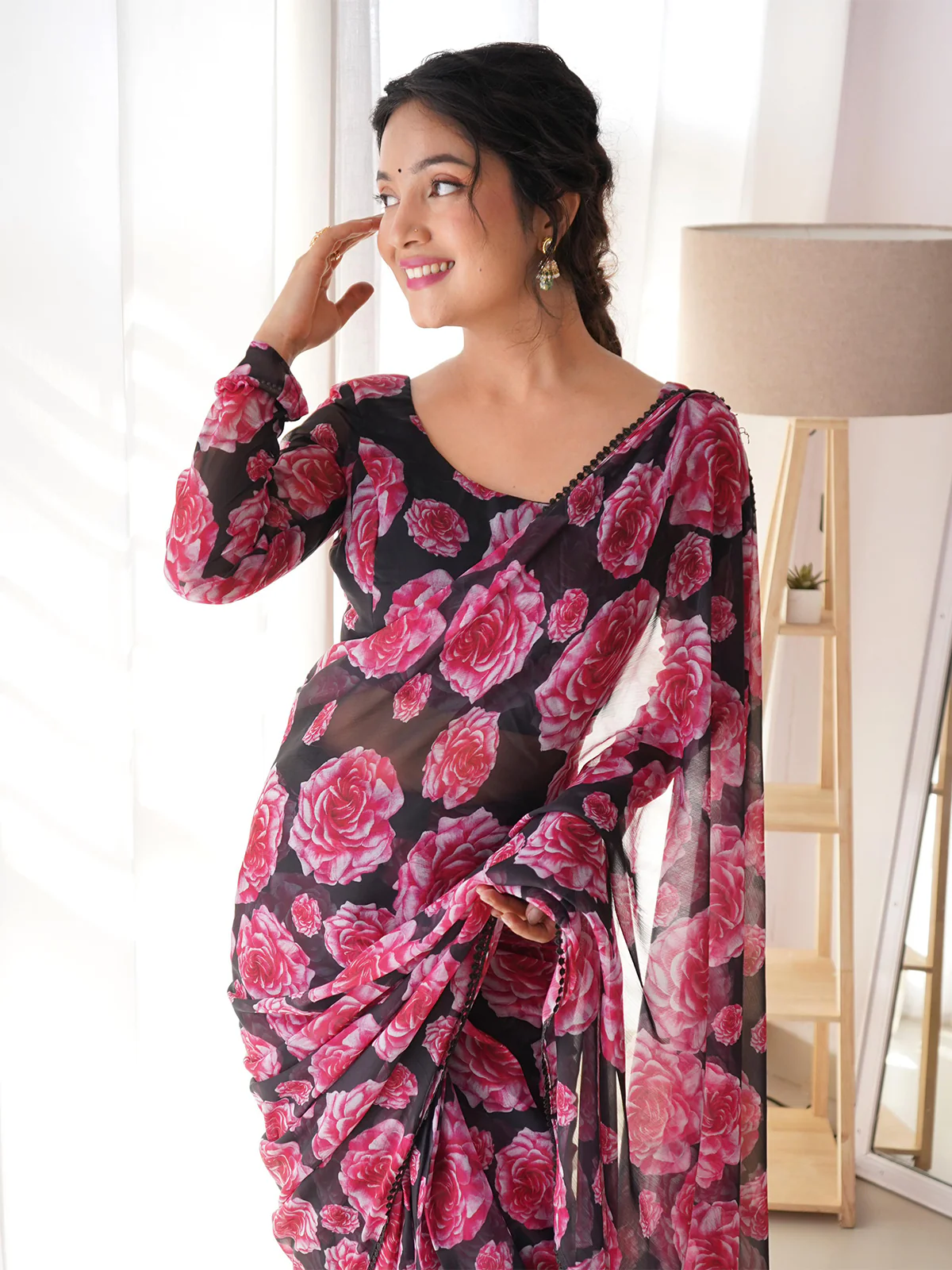 Odette Women Black Georgette Floral Saree With Stitched Blouse - Image 6