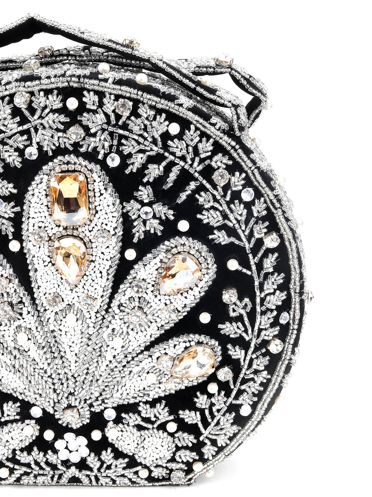 Odette Women Black Exquisite Clutch - Image 4