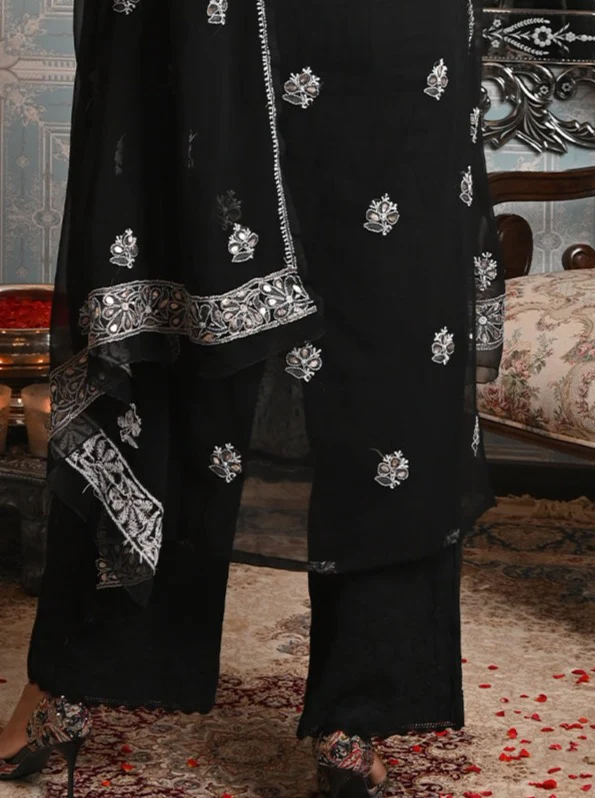 Odette Women Black Georgette Chikankari And Gotapatti Embroidered Unstitched Kurta Set - Image 4