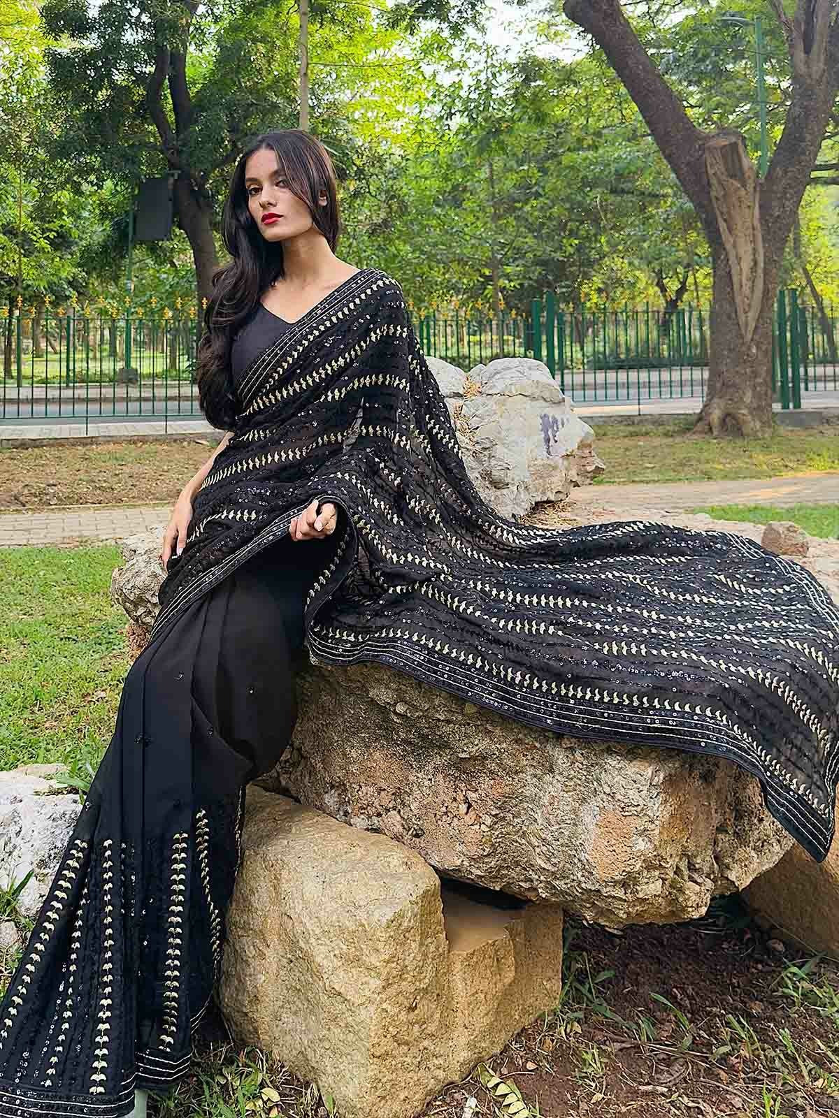 Odette Women Black And Gold Georgette Sequin Saree With Blouse Piece - Image 2