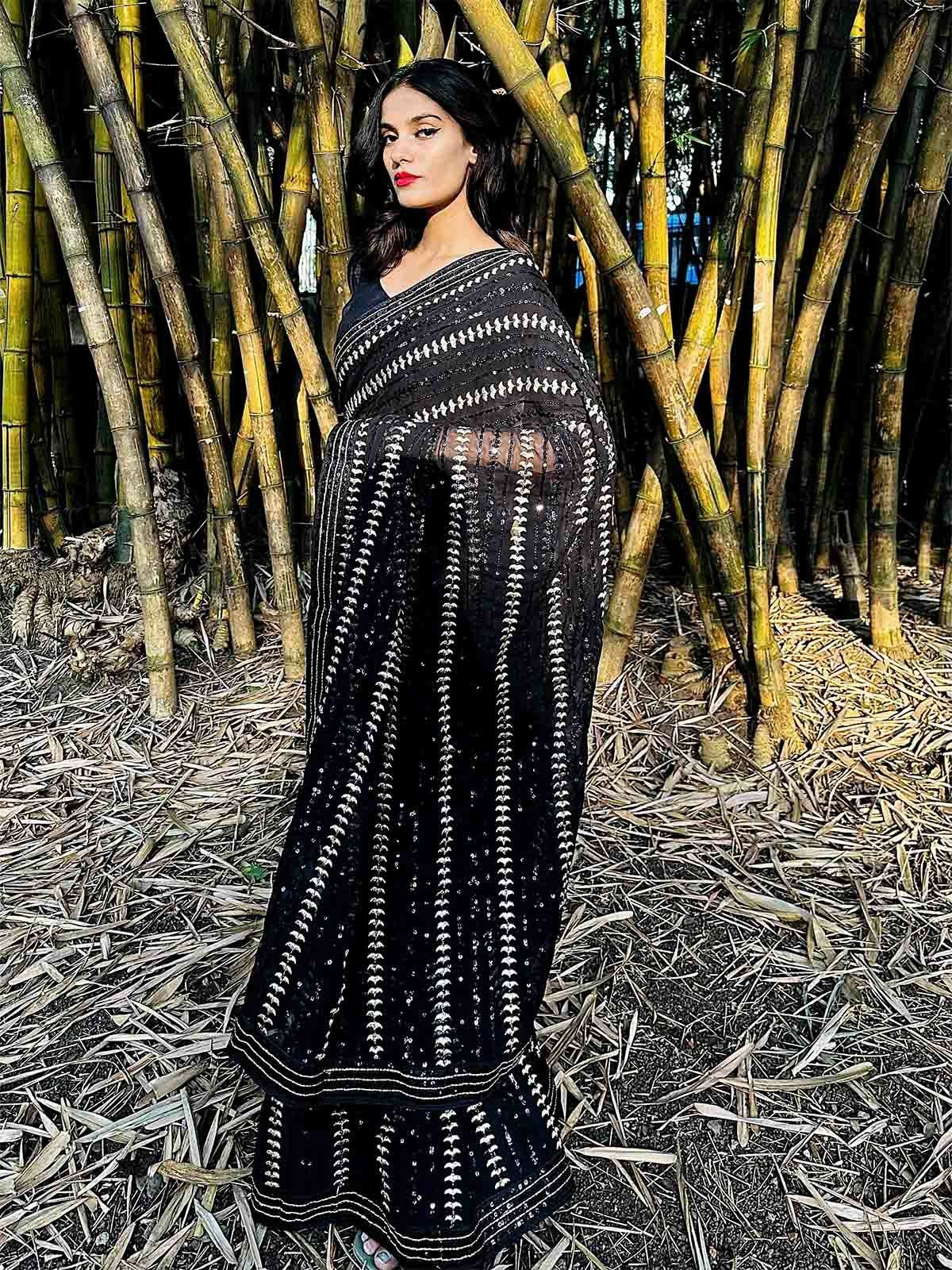 Odette Women Black And Gold Georgette Sequin Saree With Blouse Piece - Image 4