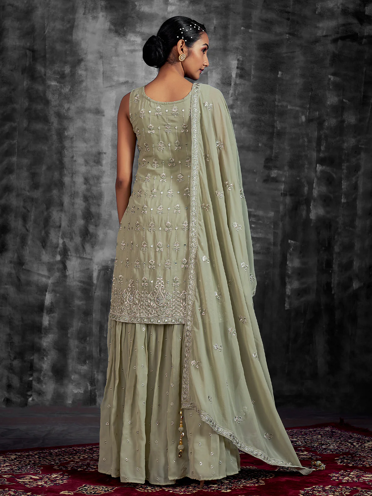 Odette Women Green Embroidered Partywear Stitched Kurta Set - Image 4