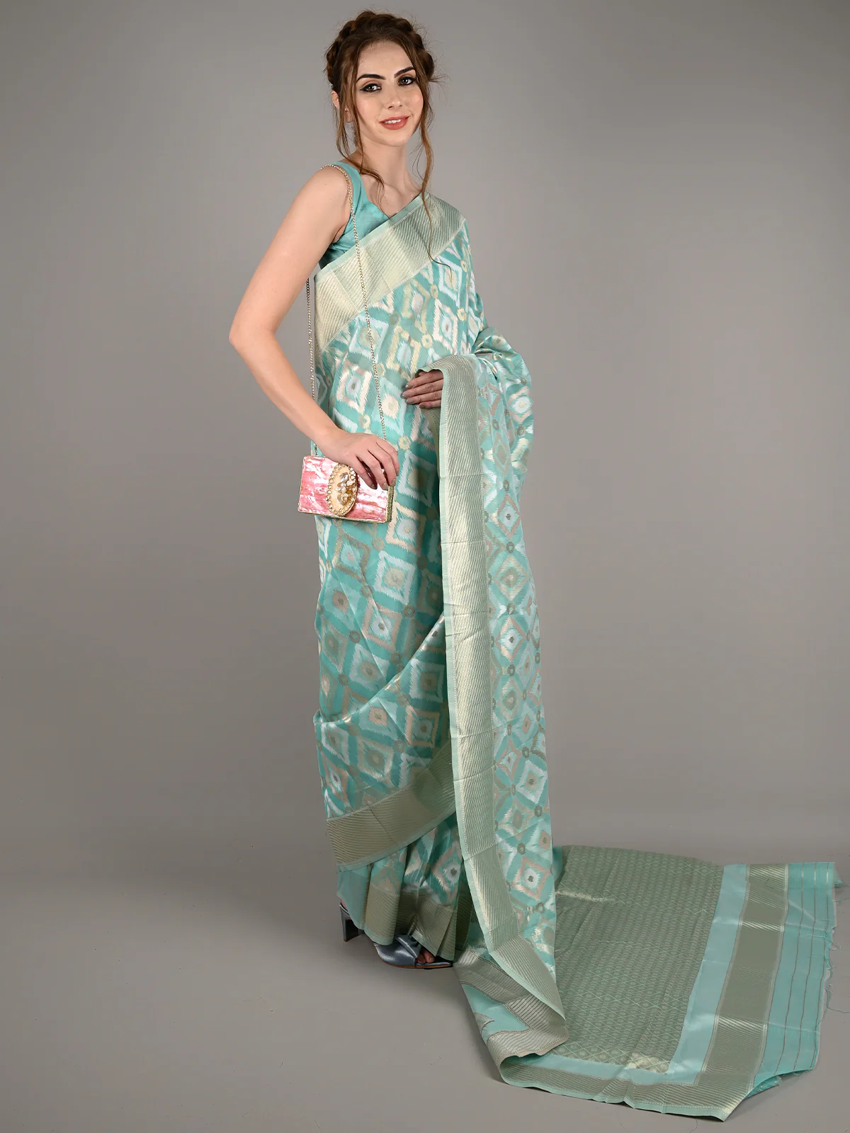 Odette Women Blue Linen Woven Saree With Unstitched Blouse - Image 2