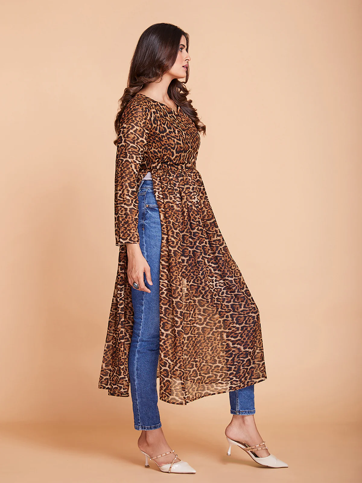 Odette Women Brown Faux Georgette Stitched Kurta - Image 3
