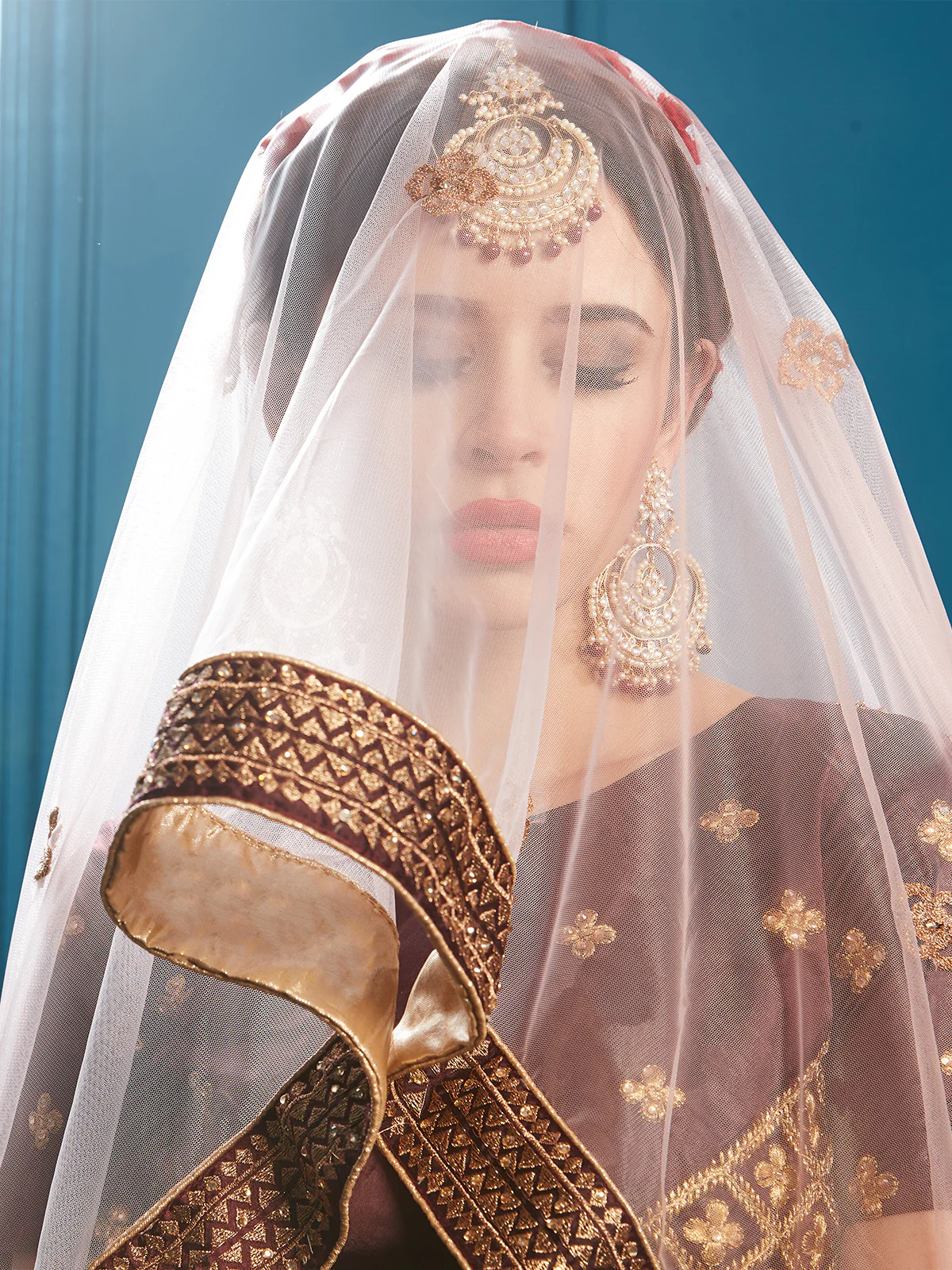 Odette Women Brown Sparkling Sequins Semi Stitched Lehenga With Unstitched Blouse - Image 4