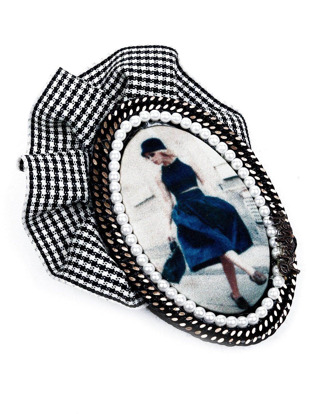Odette Women Black Metal Brooch - Image 4