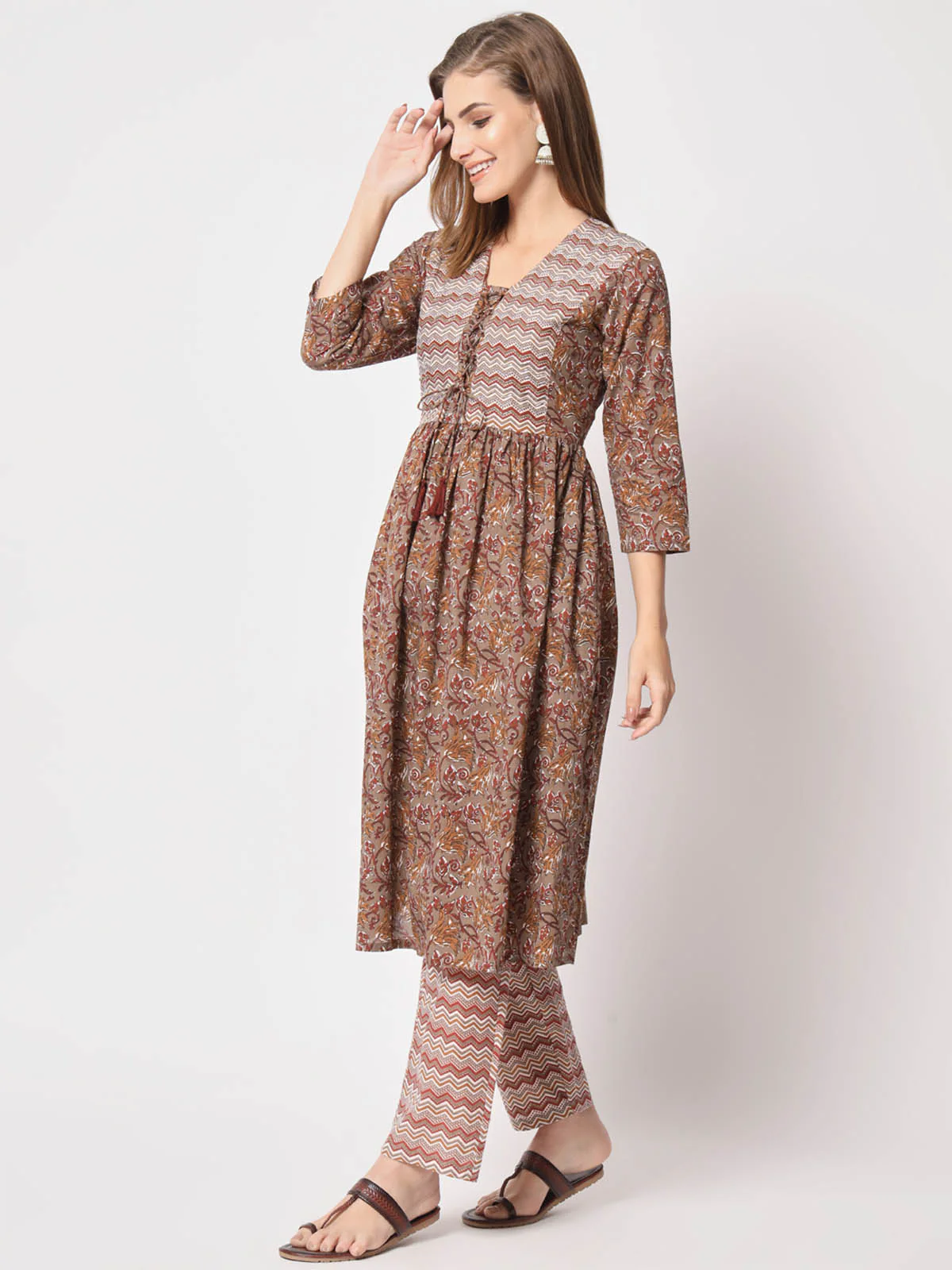 Odette Women Classic Brown Cotton Printed Stitched Kurta Set - Image 3
