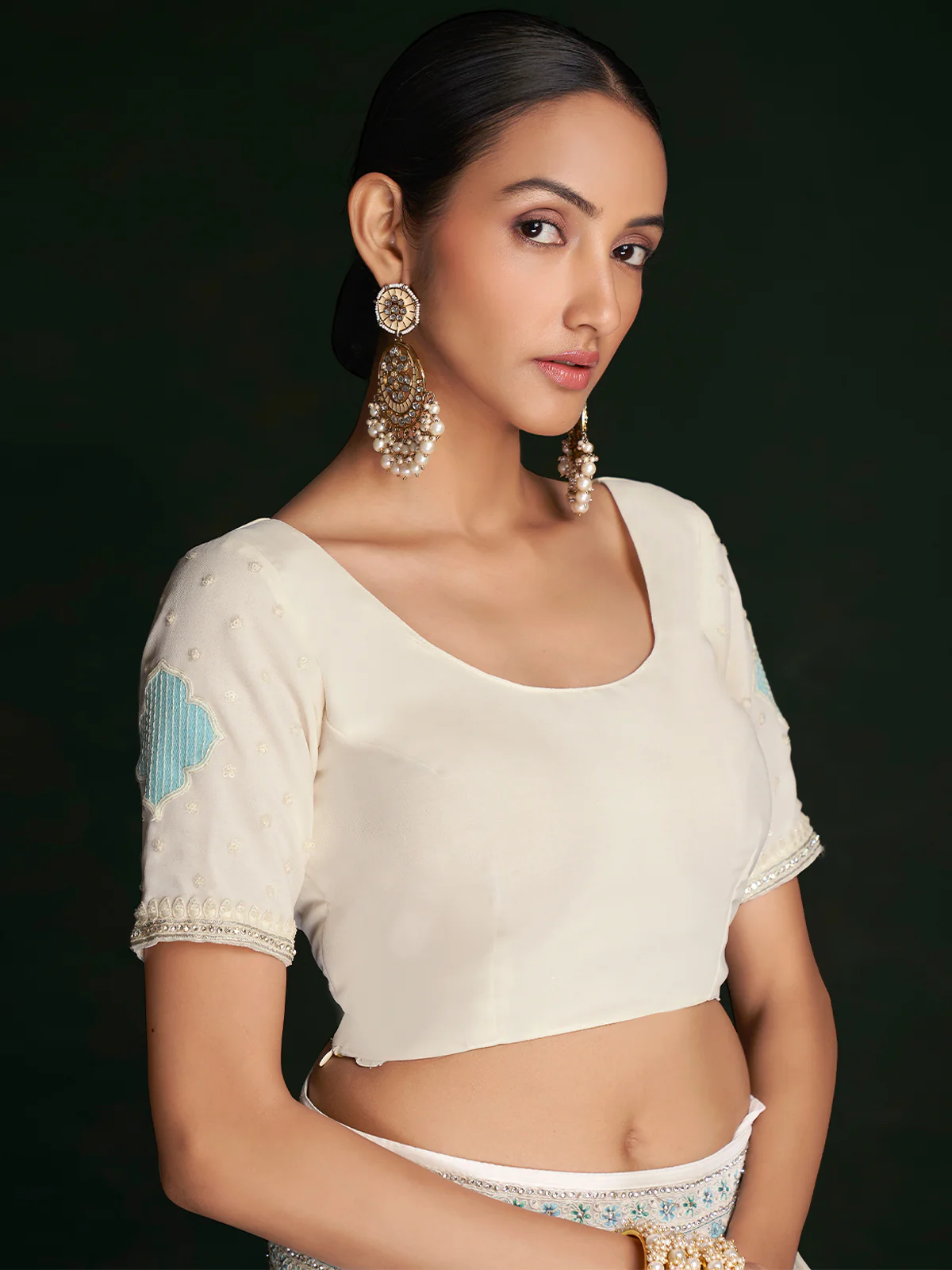 Odette Women Classic White Georgette Embroidered Saree With Unstitched Blouse - Image 5