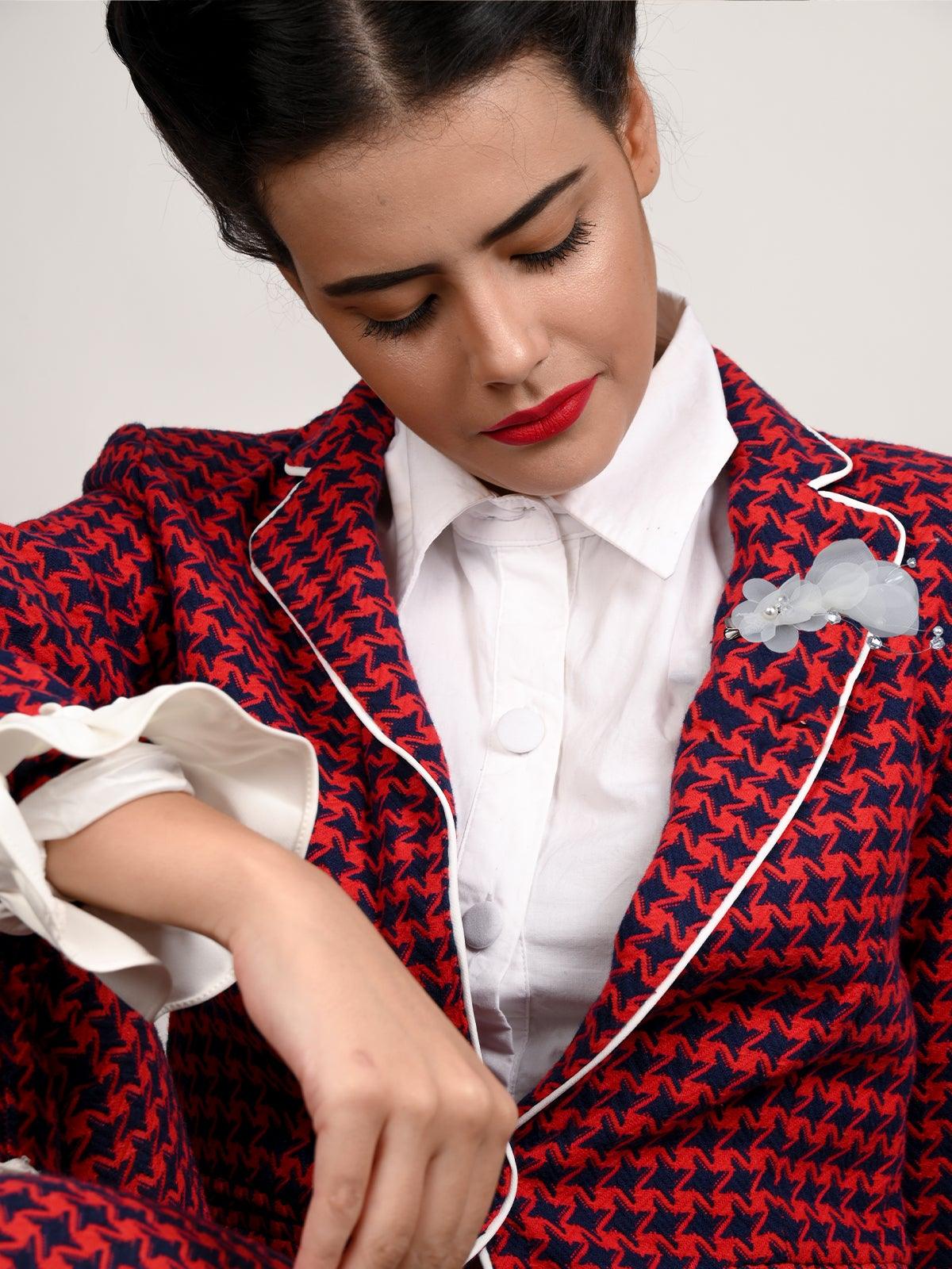Odette Women White Fabric Brooch - Image 2