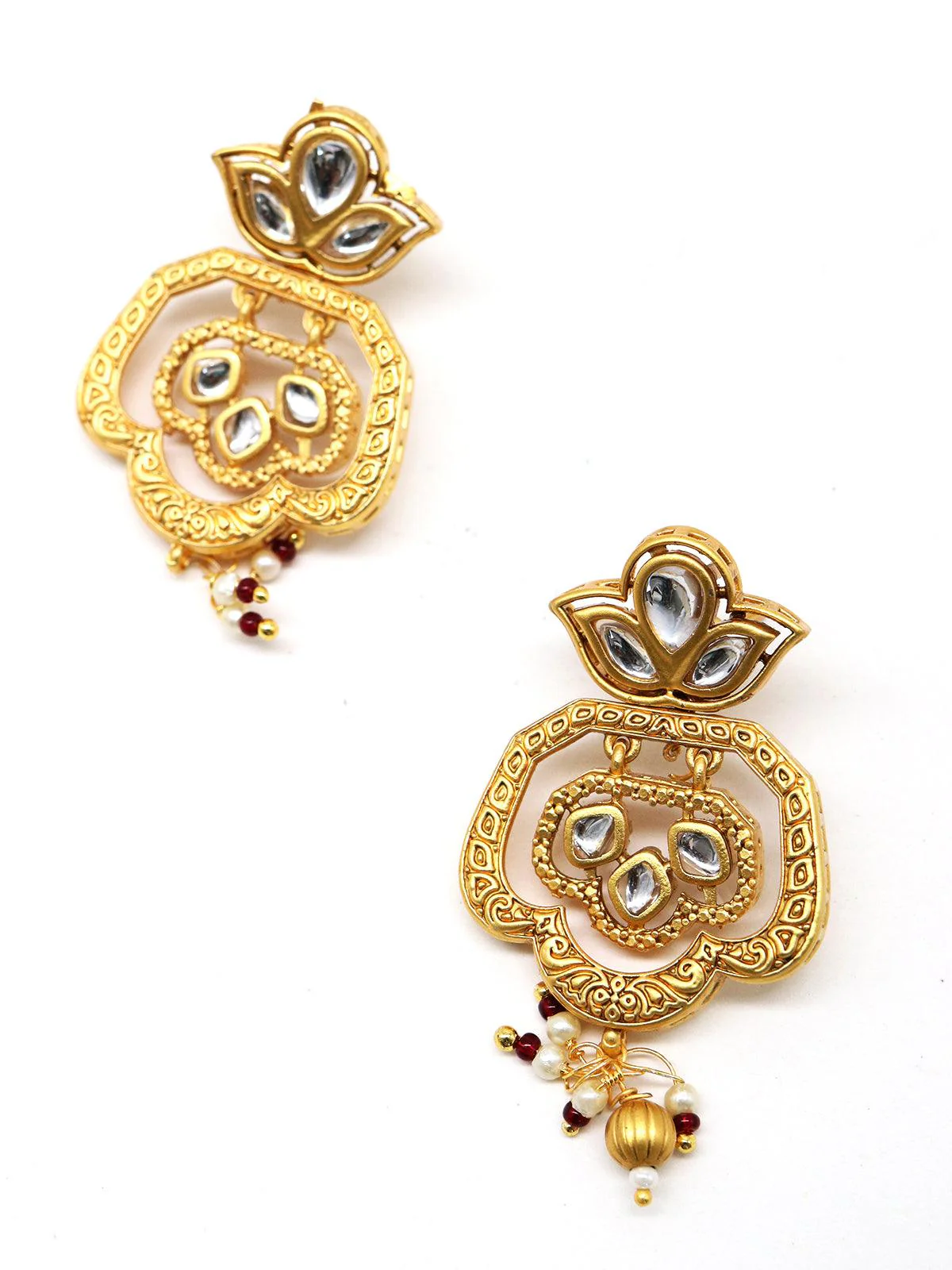 Odette Women Ancient Semiprecious Kundan & Pearl Choker With Earrings - Image 3