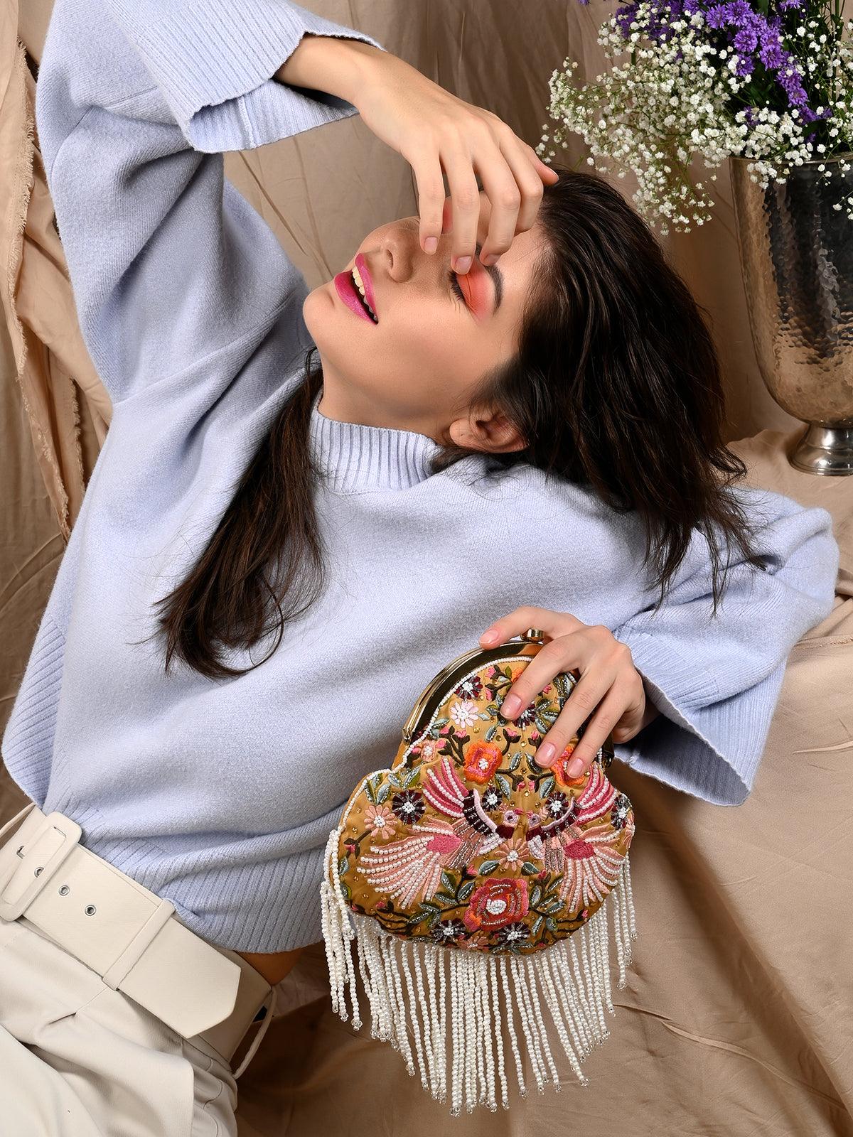 Odette Women Beige Lovely Batuwa Handbag - Image 2