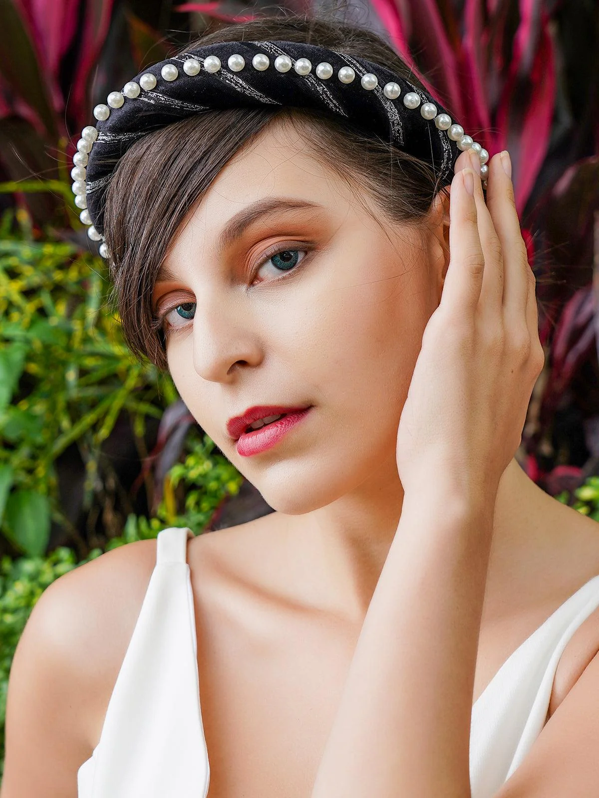 Odette Women Black Vogue Hair Band - Image 2