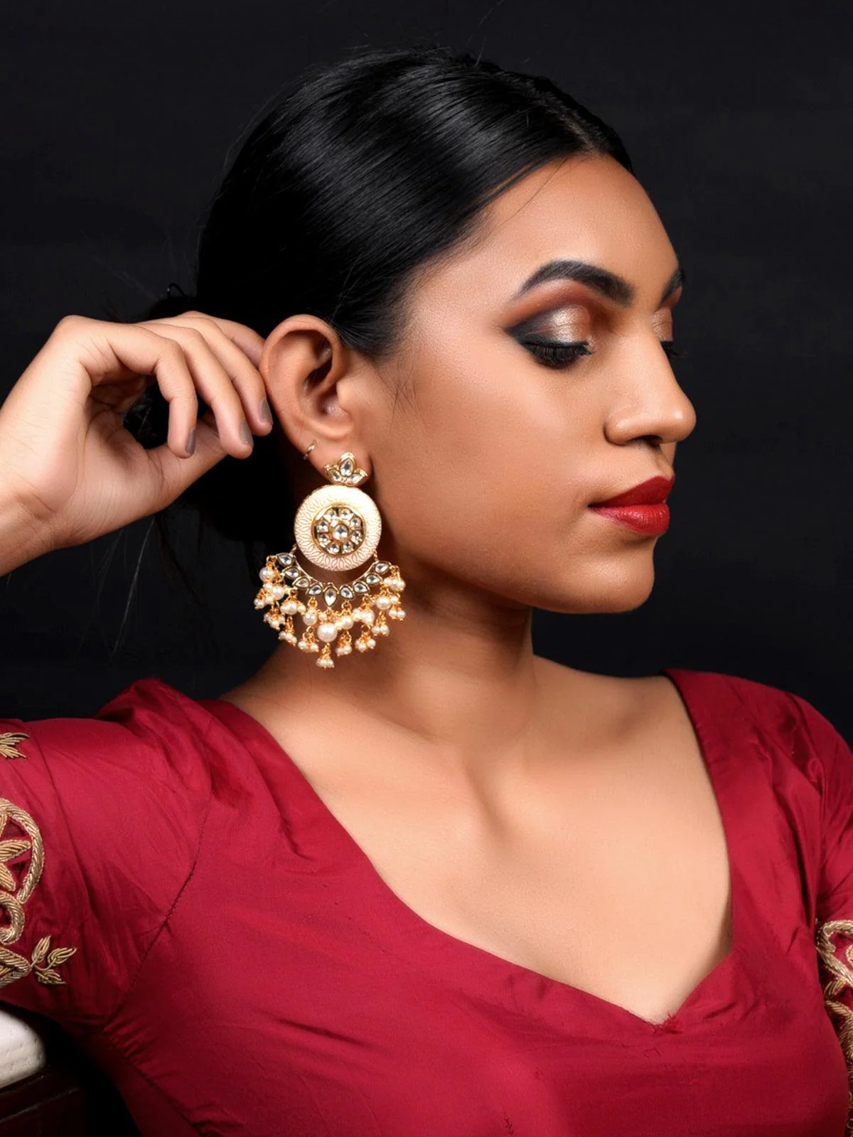 Odette Women Cream Enamelled Kundan-Pearl Chandbali Earrings! - Image 2