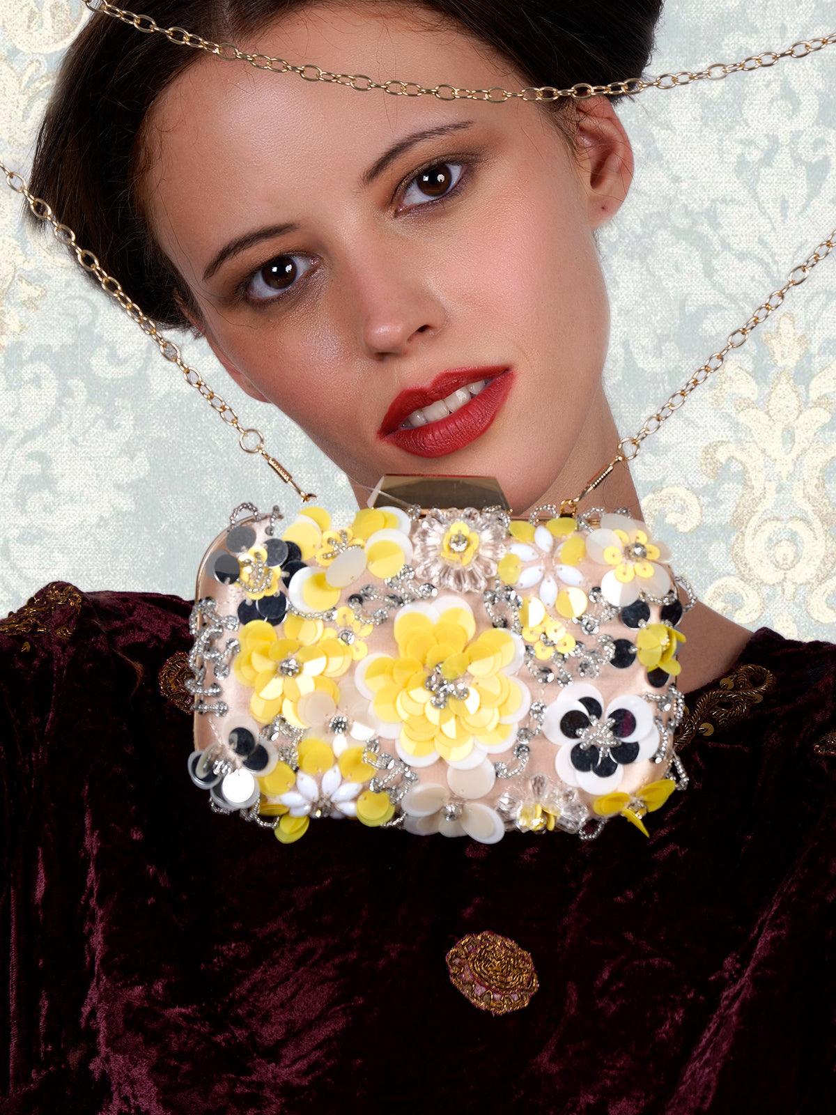 Odette Women Duchess Beige Clutch