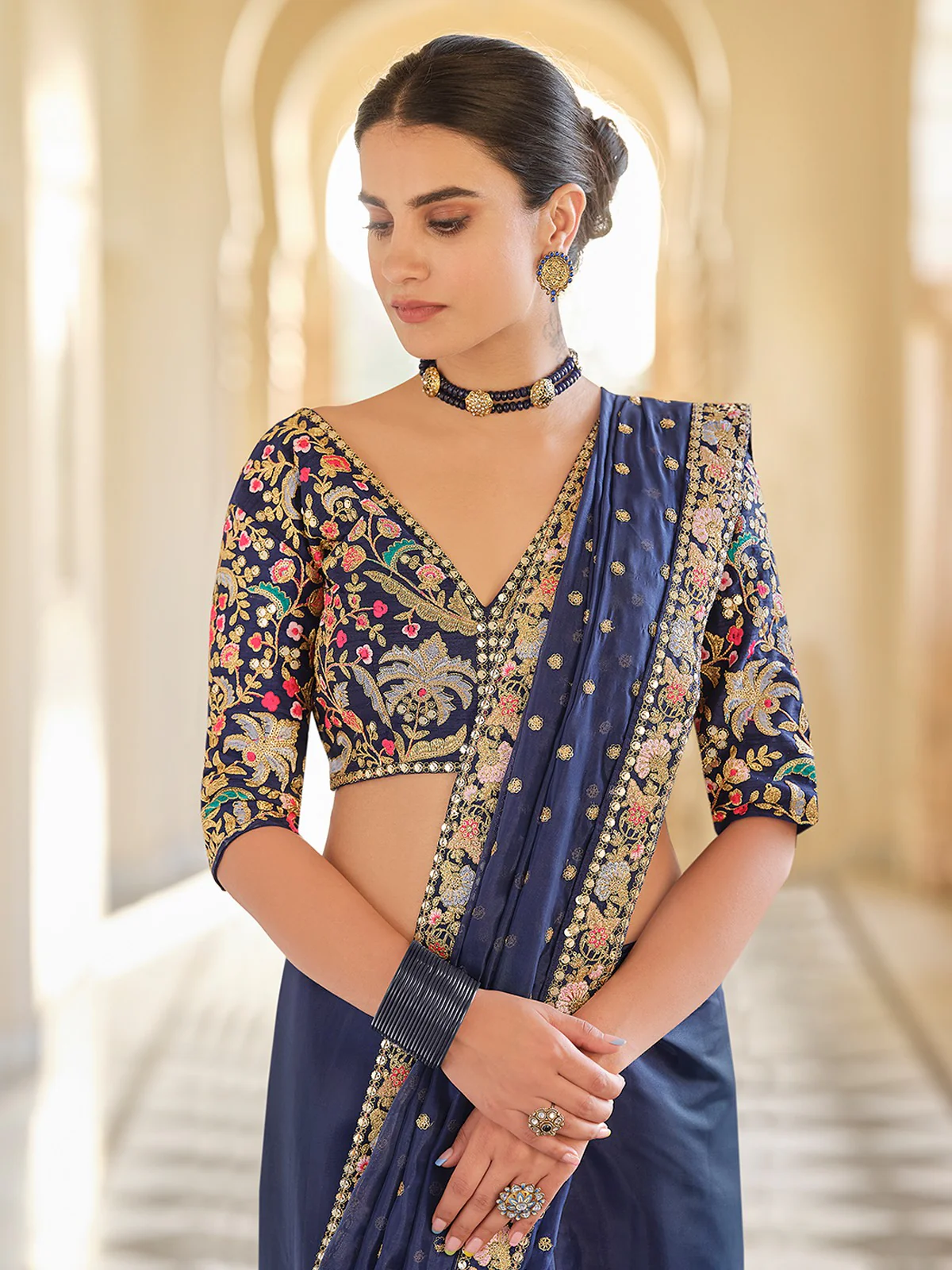 Odette Women Dark Blue Organza Embroidered Saree With Unstitched Blouse - Image 2