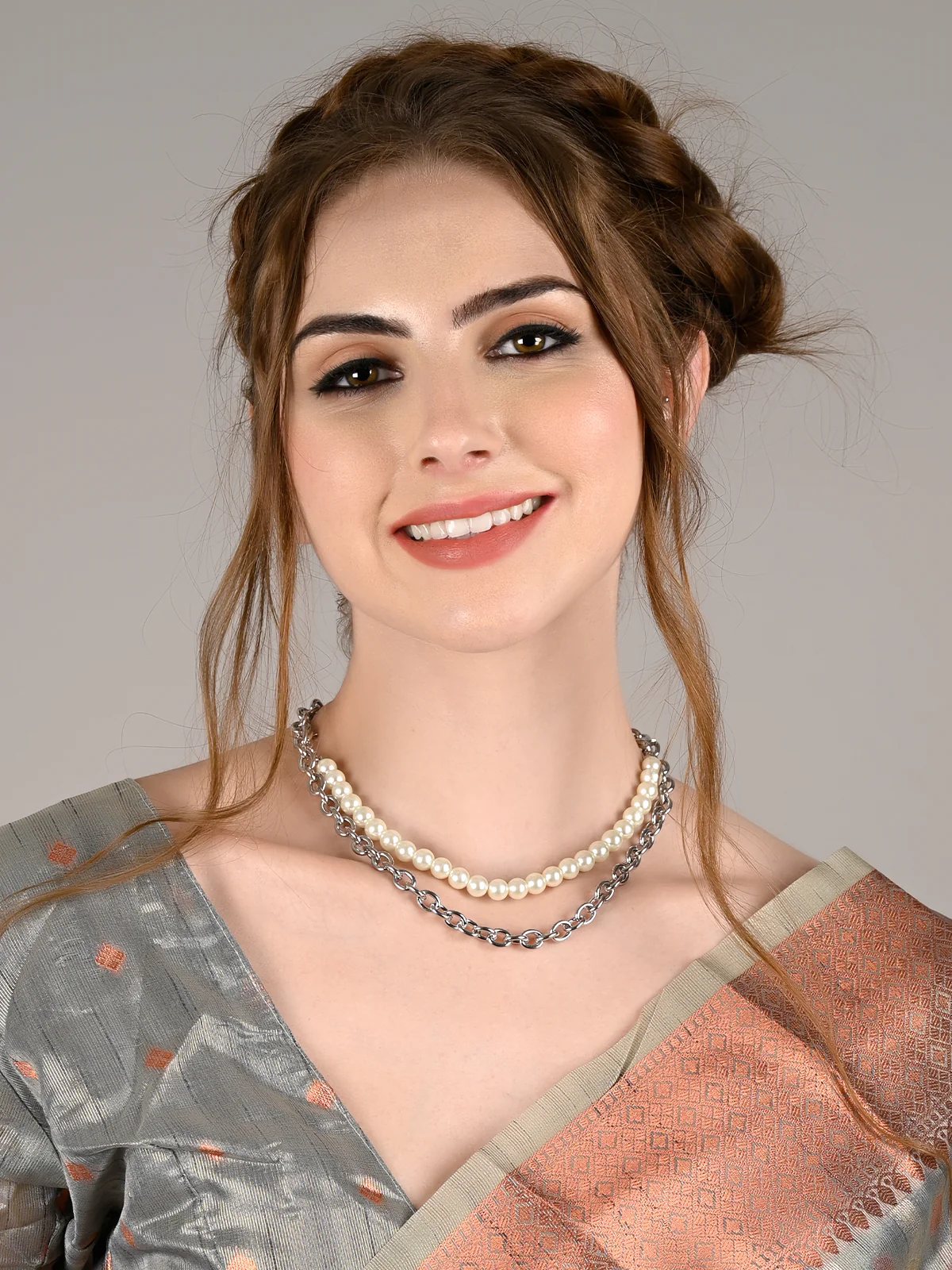 Odette Women Silver Metal Chain Necklace