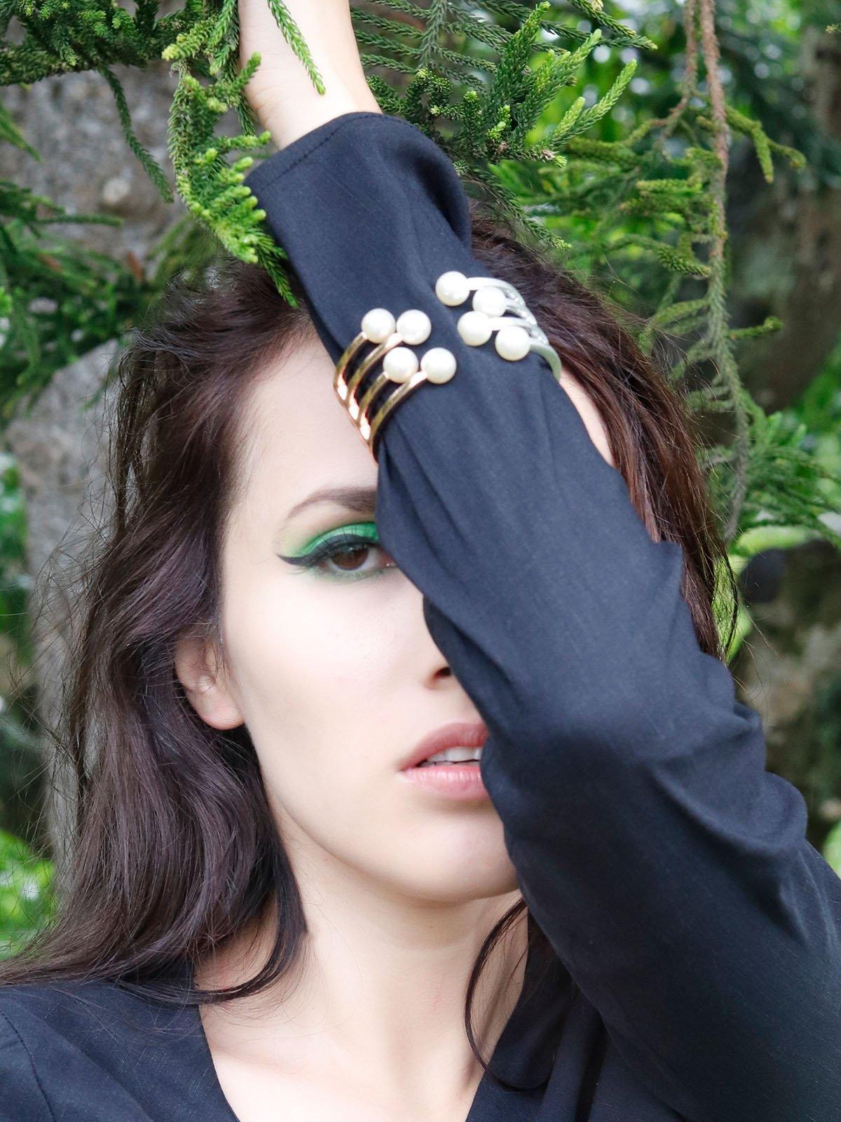 Odette Women Silver And Gold Pearl Bracelet - Image 2