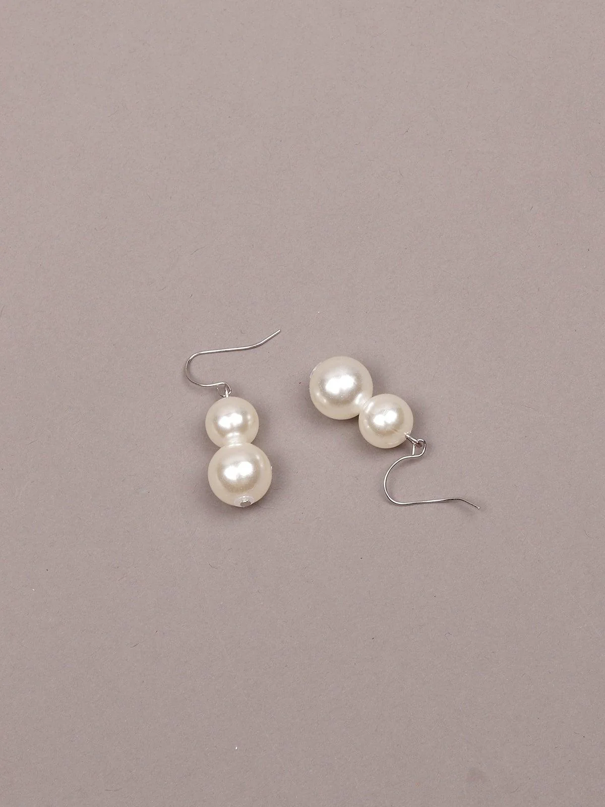 Odette Women White Faux Pearls Necklace - Image 5