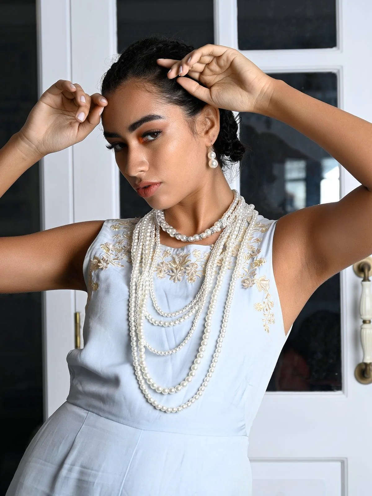 Odette Women White Metal Pearl Necklace - Image 2