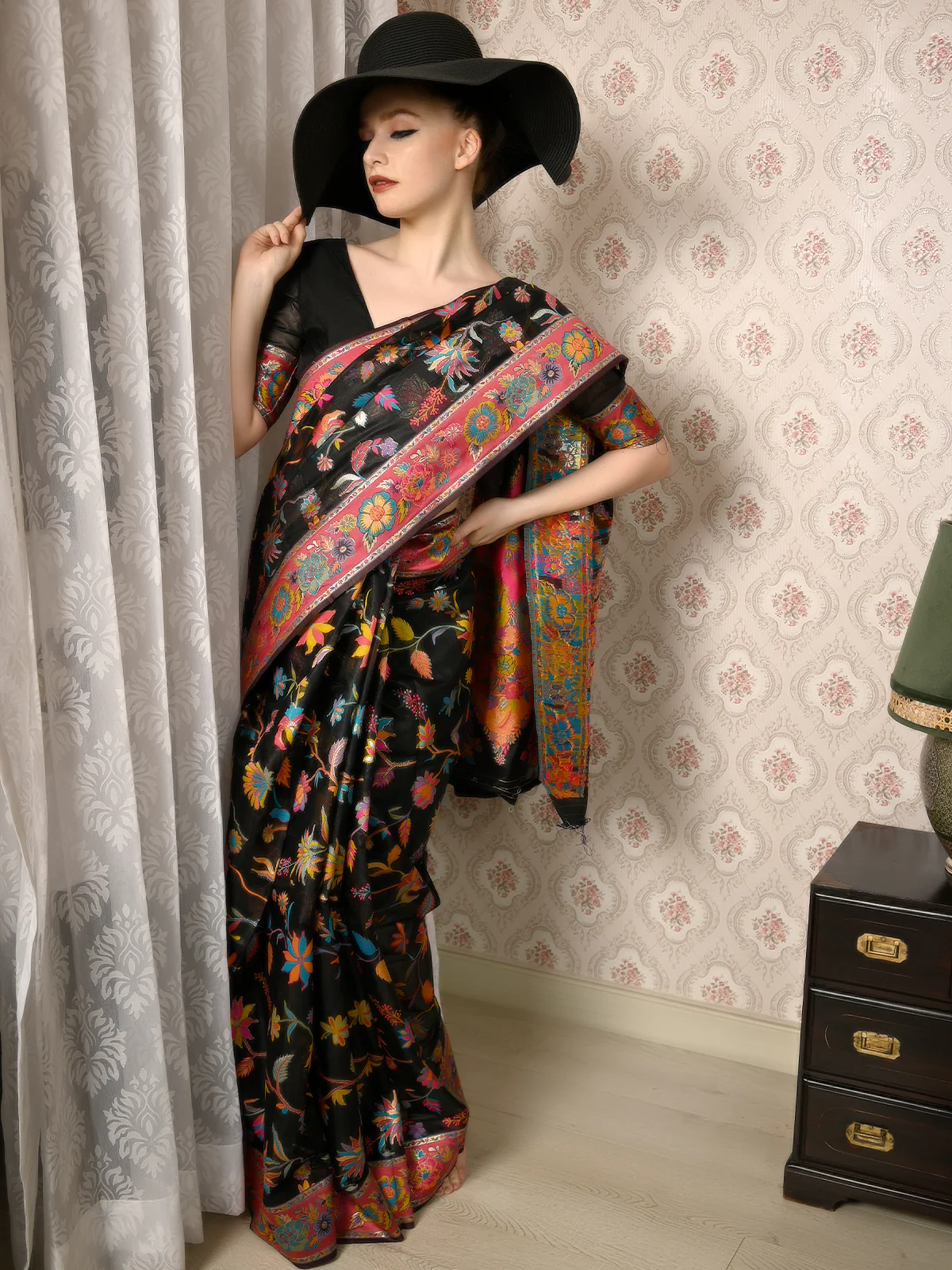 Odette Women Festive Black Silk Blend Woven Saree With Unstitched Blouse - Image 2