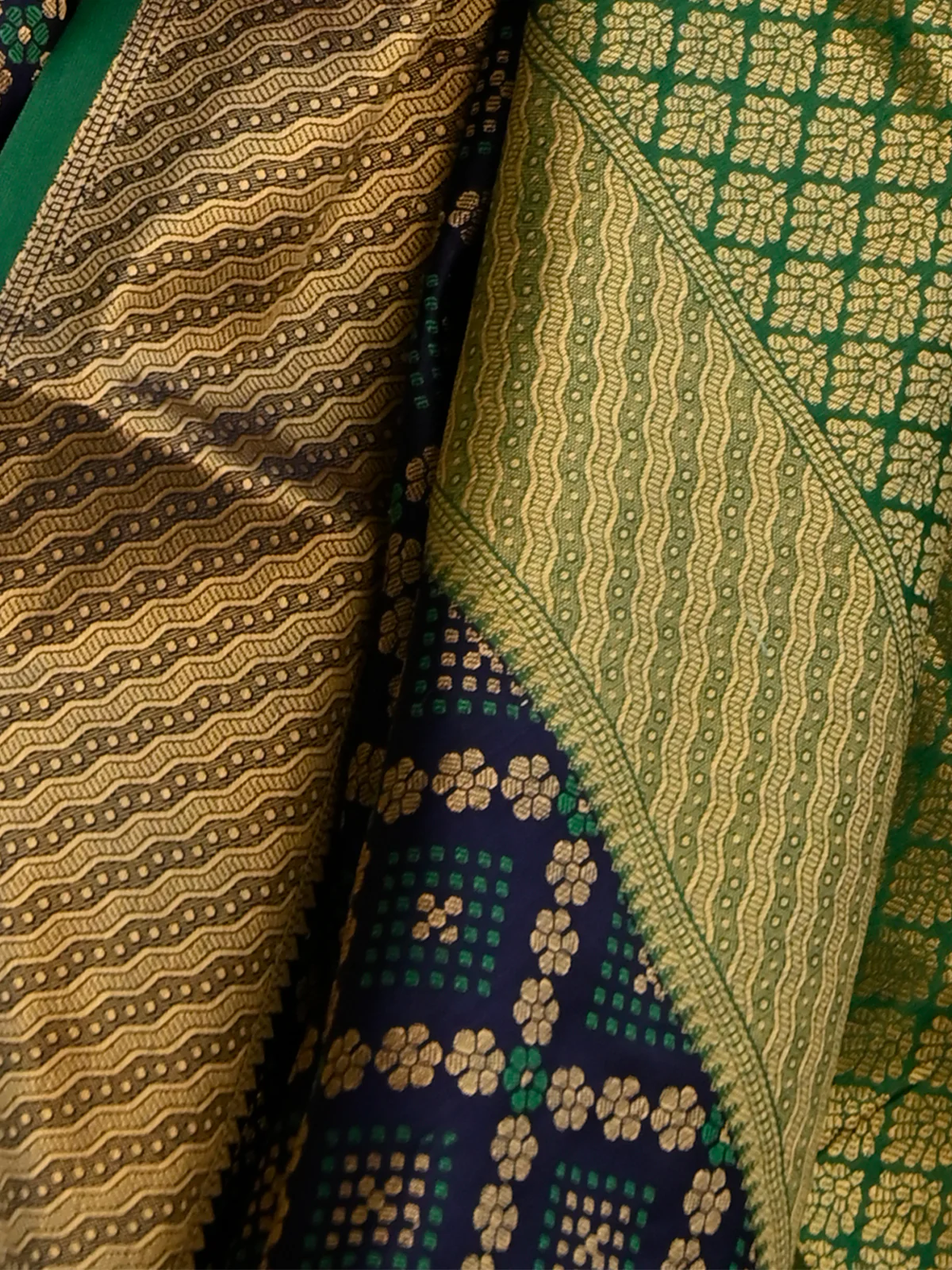 Odette Women Festive Blue Silk Blend Woven Saree With Unstitched Blouse - Image 6