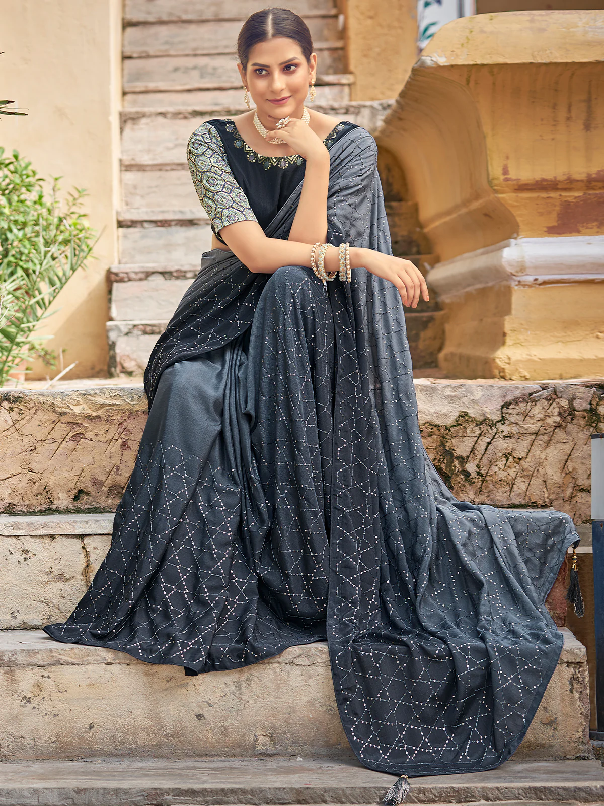 Odette Women Festive Designer Dark Blue Saree With Unstitched Blouse - Image 2