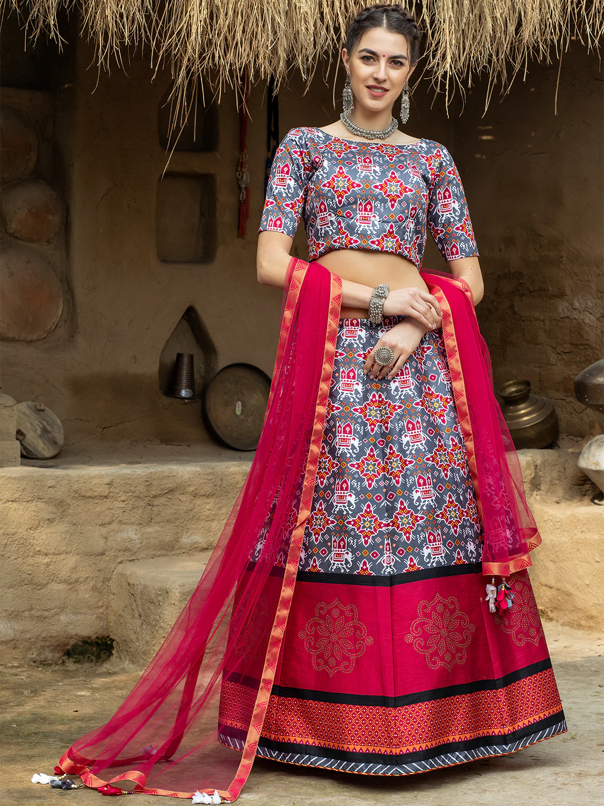Odette Women Multicolor Semi Stitched Lehenga With  Unstitched Blouse - Image 2