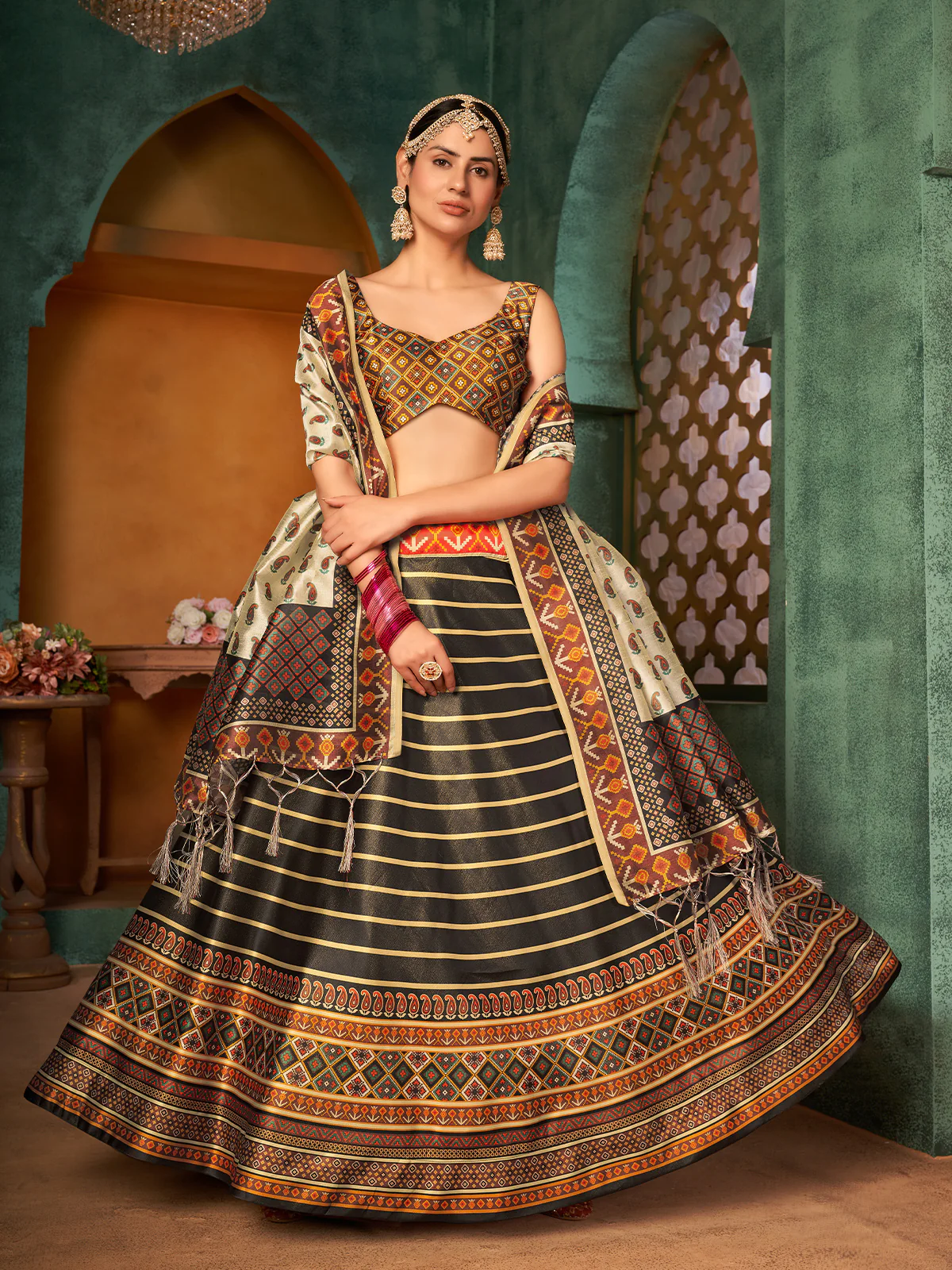 Odette Women Multicolor Semi Stitched Lehenga With  Unstitched Blouse - Image 2