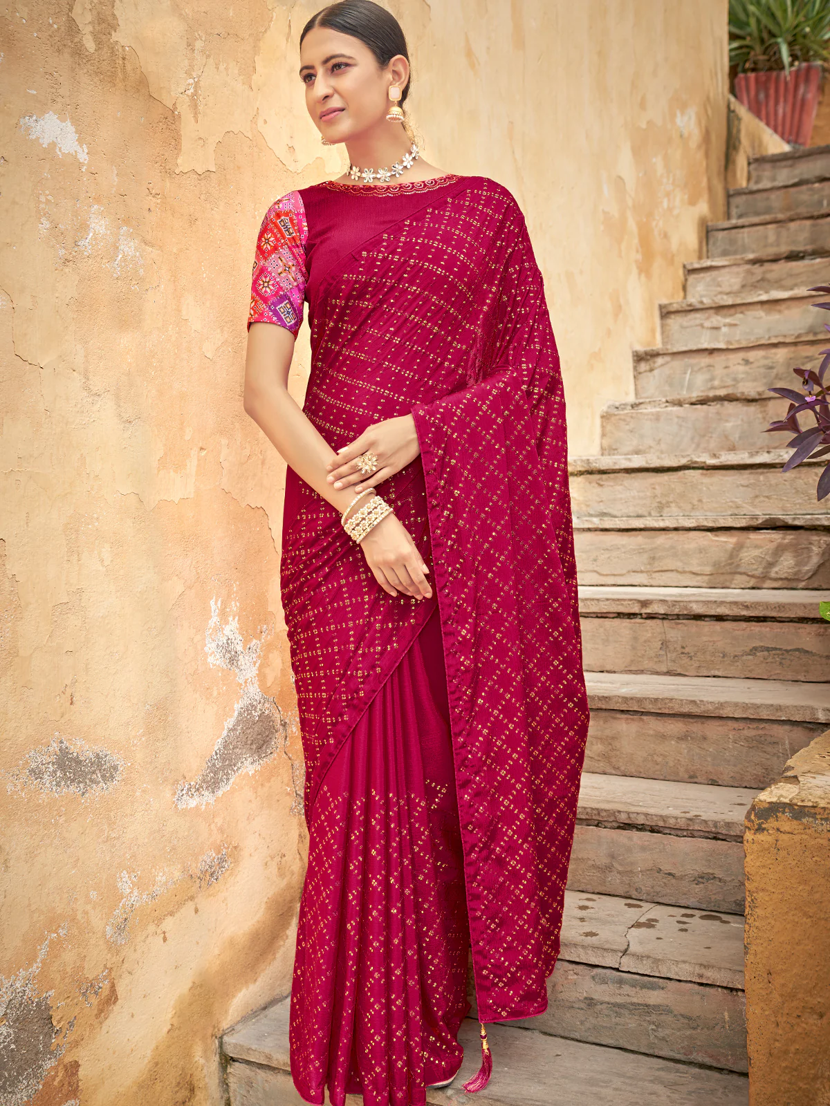 Odette Women Festive Designer Magenta Saree With Unstitched Blouse