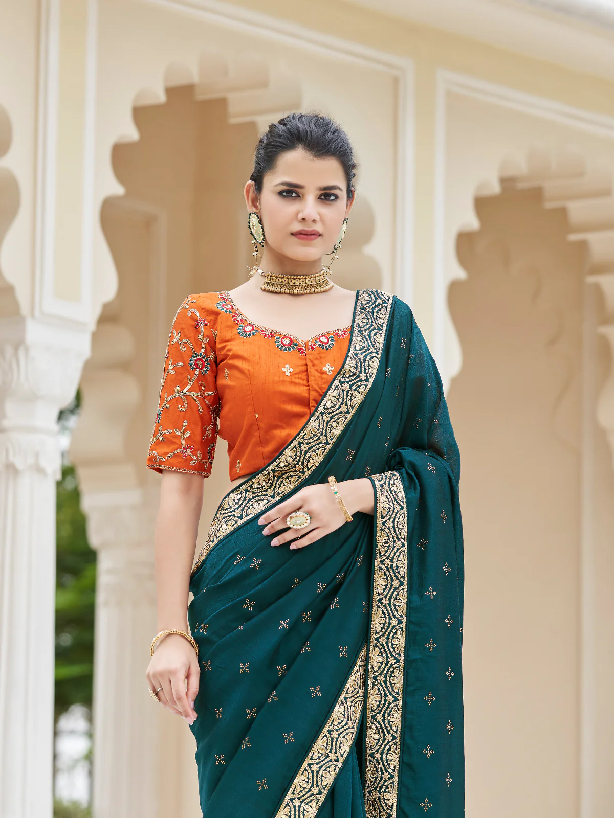 Odette Women Teal Saree With Unstitched Blouse - Image 2