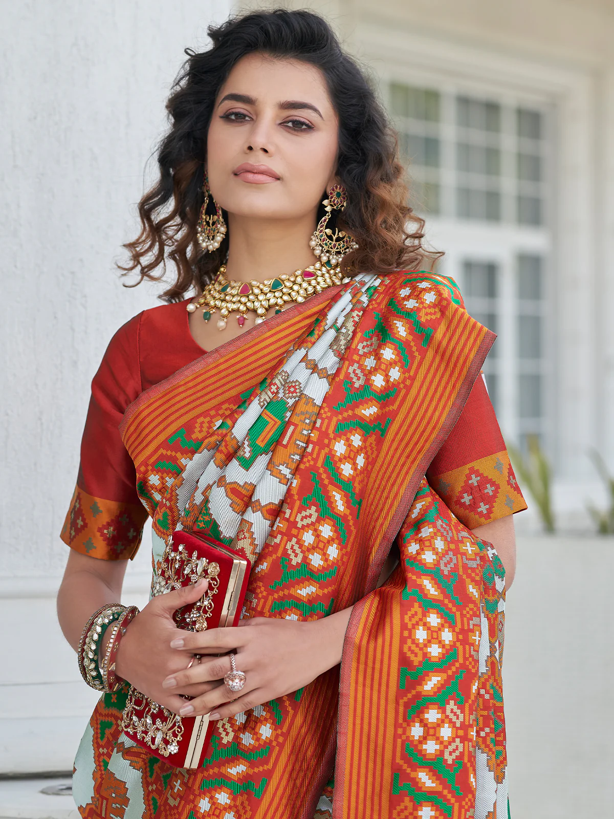 Odette Women Festive Designer White Saree With Unstitched Blouse - Image 3