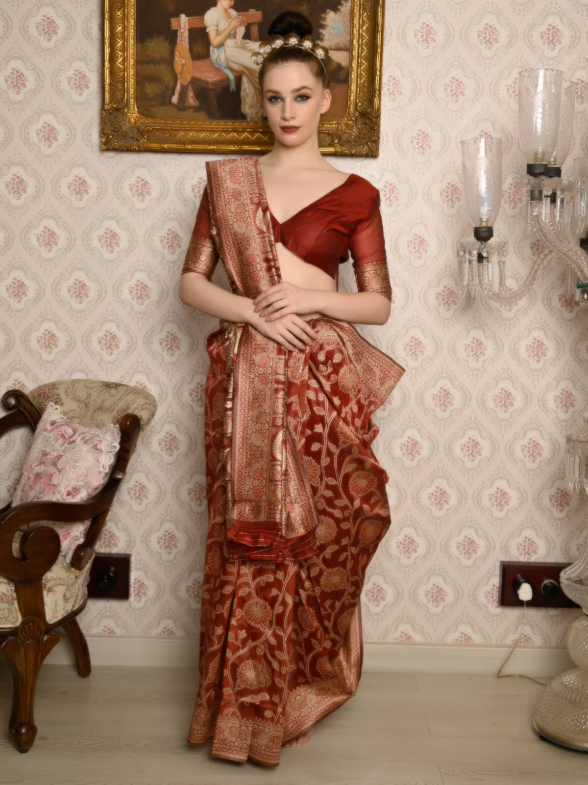 Odette Women Festive Maroon Silk Blend Woven Saree With Unstitched Blouse - Image 2