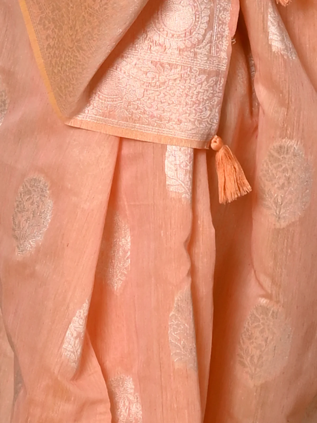 Odette Women Festive Orange Linen Blend Woven Saree With Unstitched Blouse - Image 6