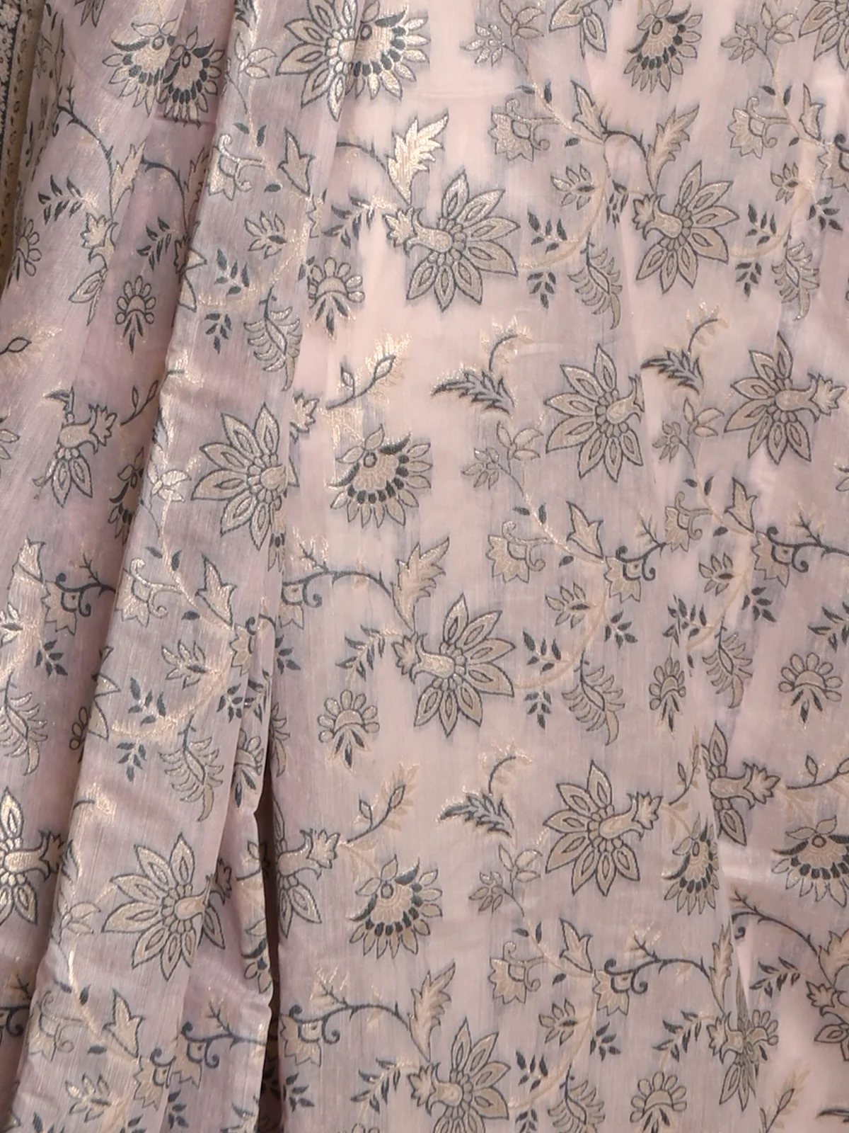 Odette Women Festive Pink Silk Blend Woven Saree With Unstitched Blouse - Image 6