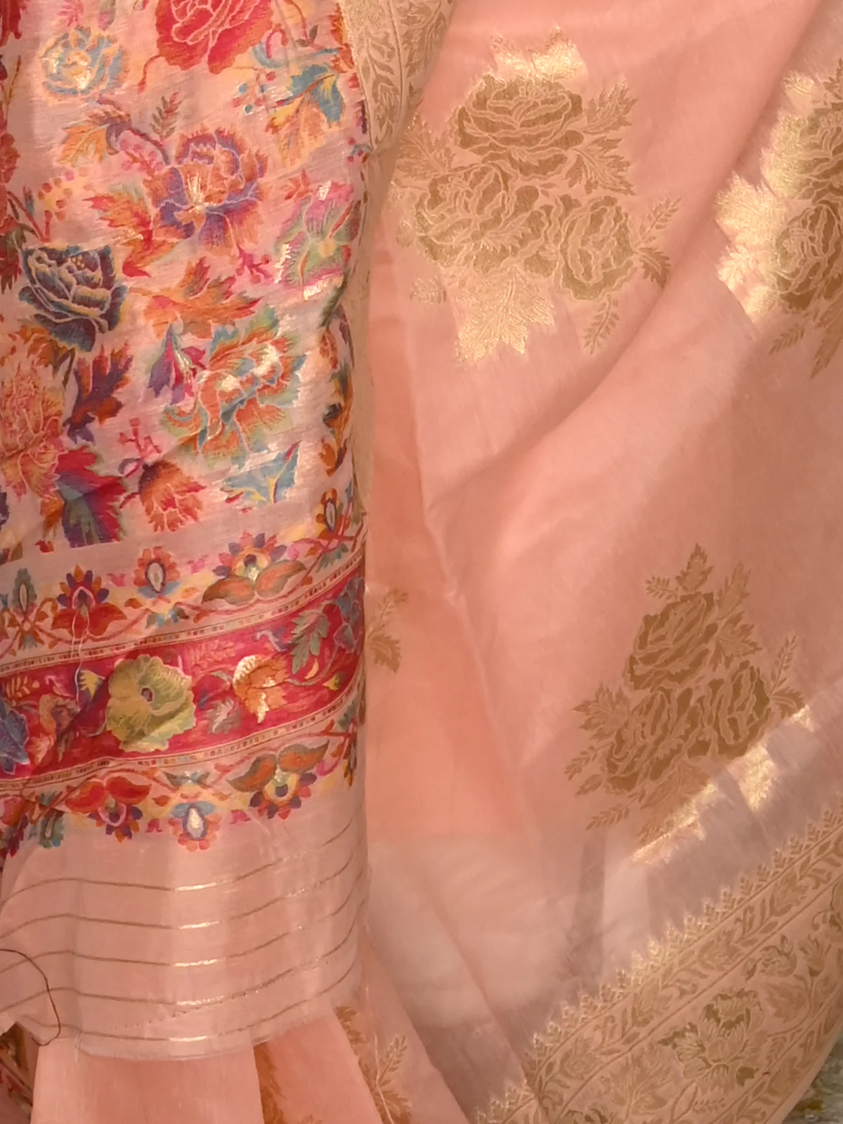 Odette Women Festive Peach Silk Blend Woven Saree With Unstitched Blouse - Image 5