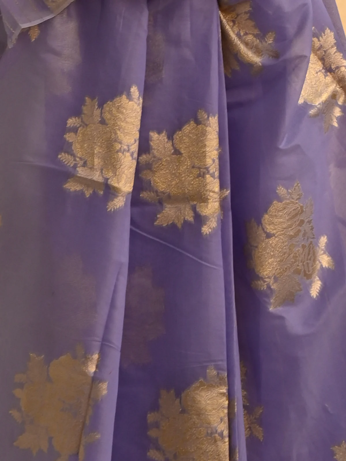 Odette Women Festive Purple Silk Blend Woven Saree With Unstitched Blouse - Image 5