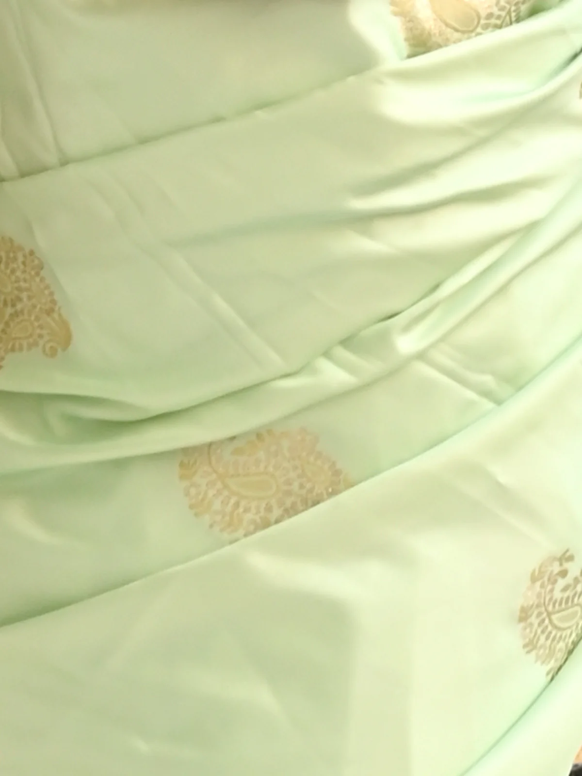 Odette Women Festive Sea Green Satin Printed Saree With Unstitched Blouse - Image 5