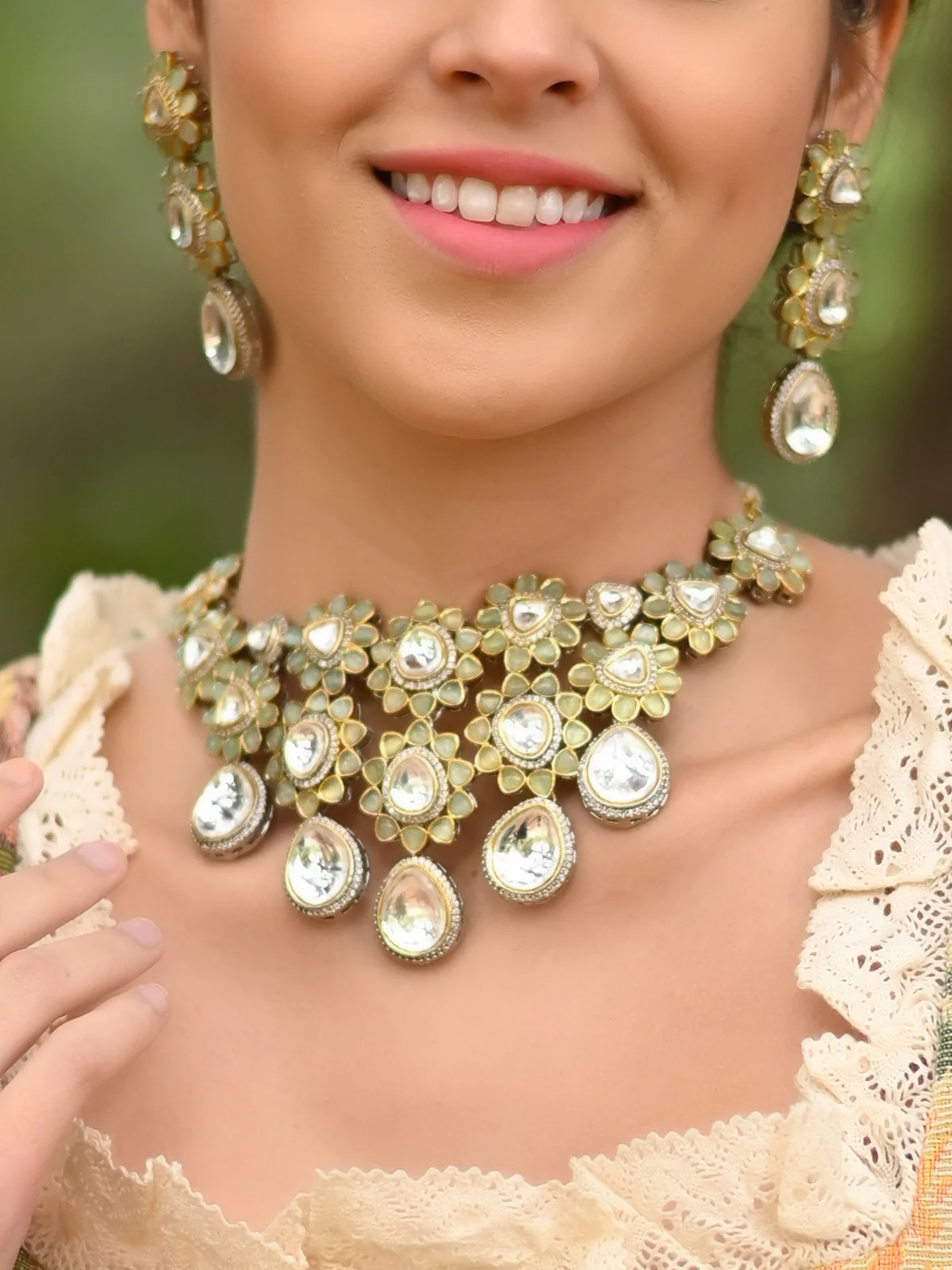 Odette Women Gorgeous Olive Green Choker Neckpiece