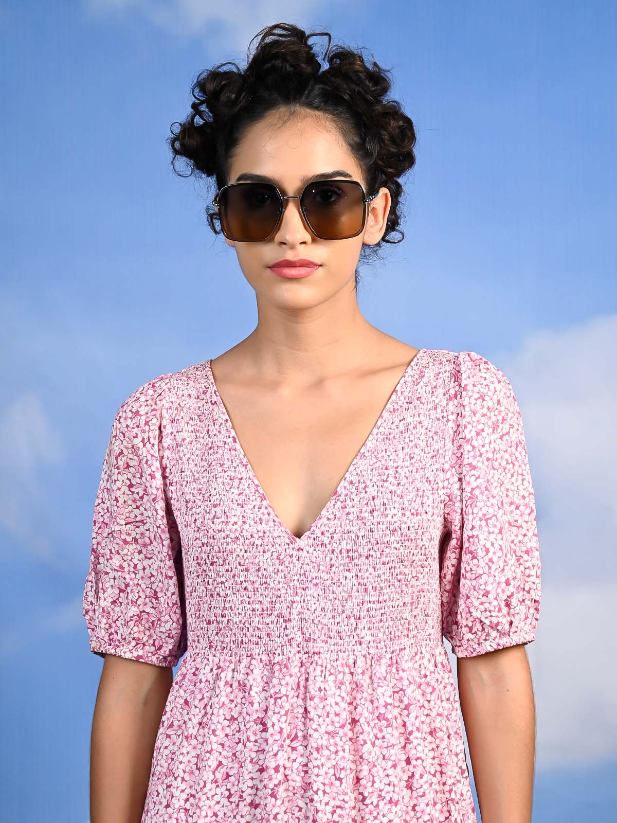 Odette Women Dark Black And Rust Tinted Flared Sunglasses - Image 2