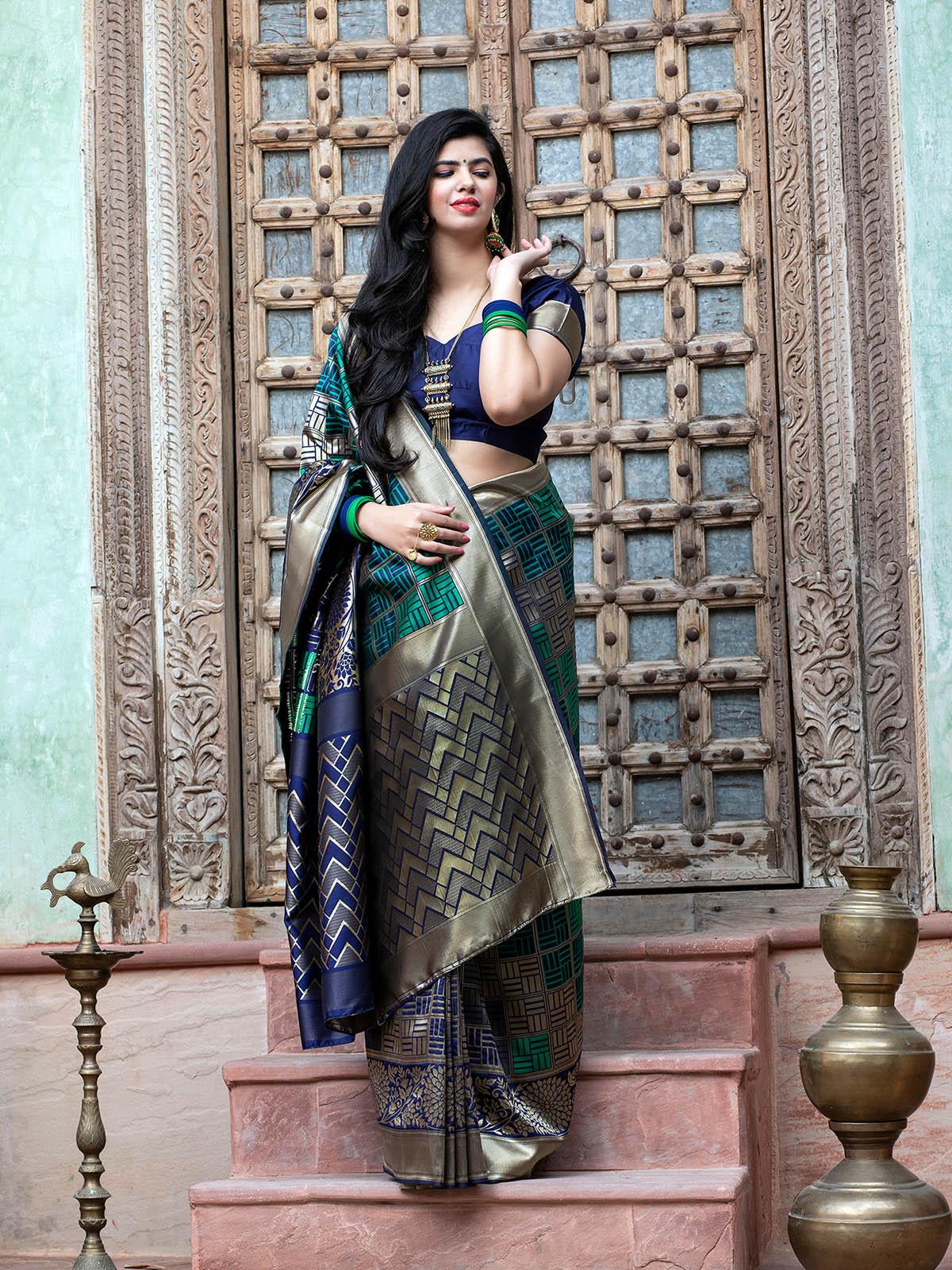Odette Women Gorgeous Woven Green Banarasi Silk Saree With Unstitched Blouse - Image 3