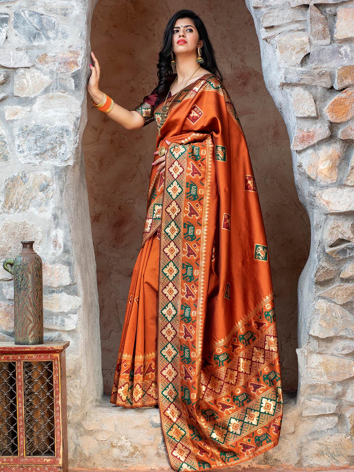Odette Women Gorgeous Woven Orange Patola Silk Saree With Unstitched Blouse - Image 4