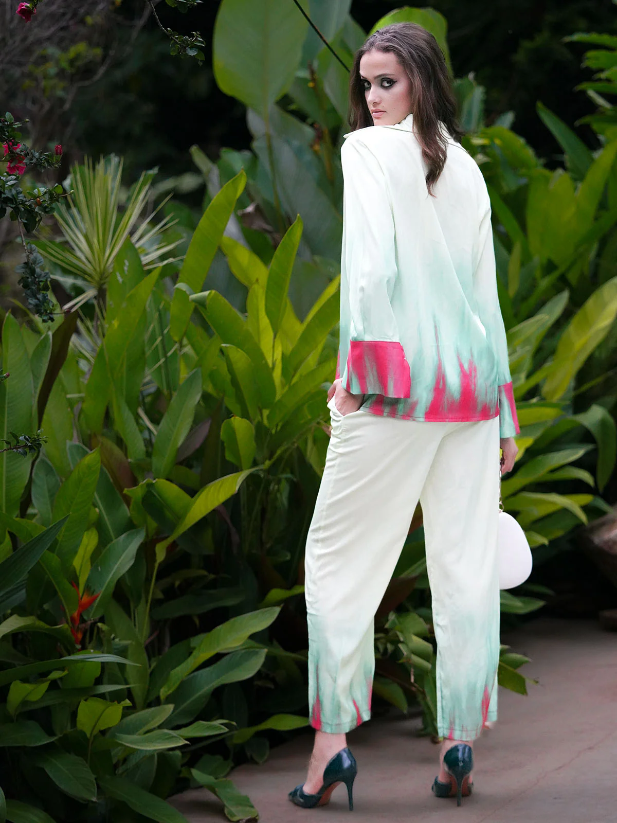 Odette Women Green And Pink Satin Printed Co-Ord Stitched Set - Image 3