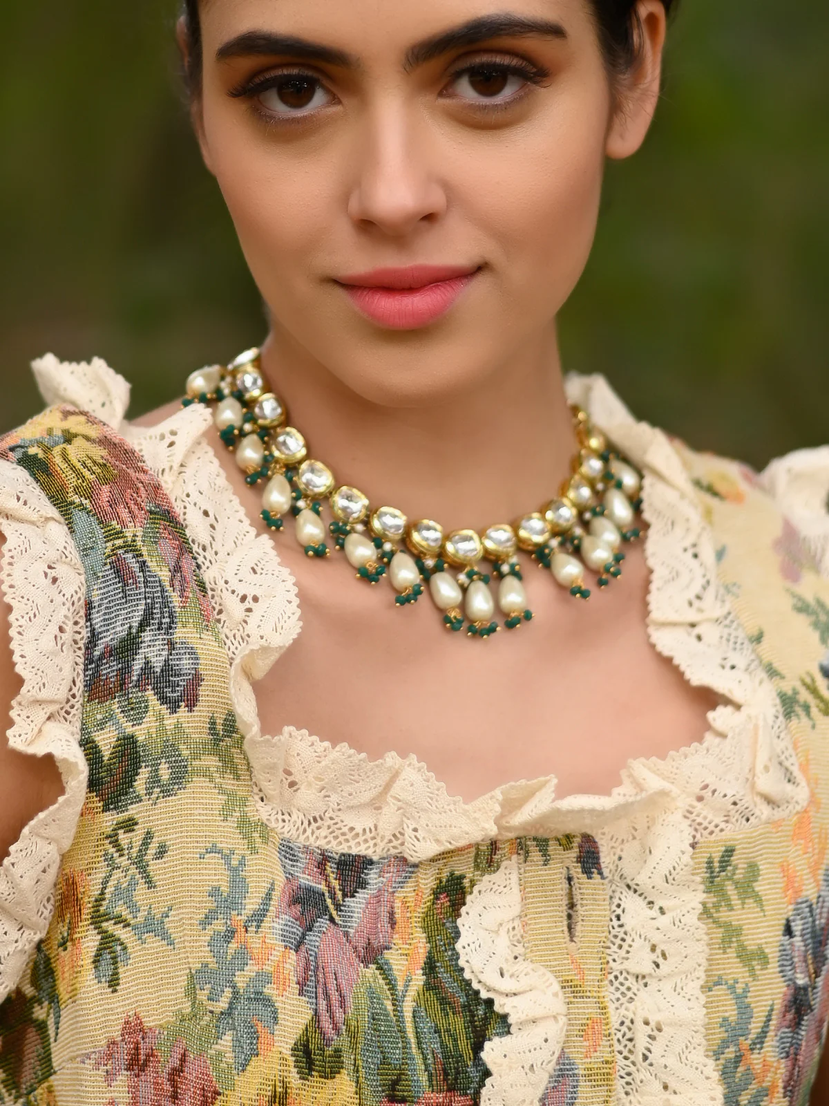 Odette Women Green And White Choker Neck Piece Set