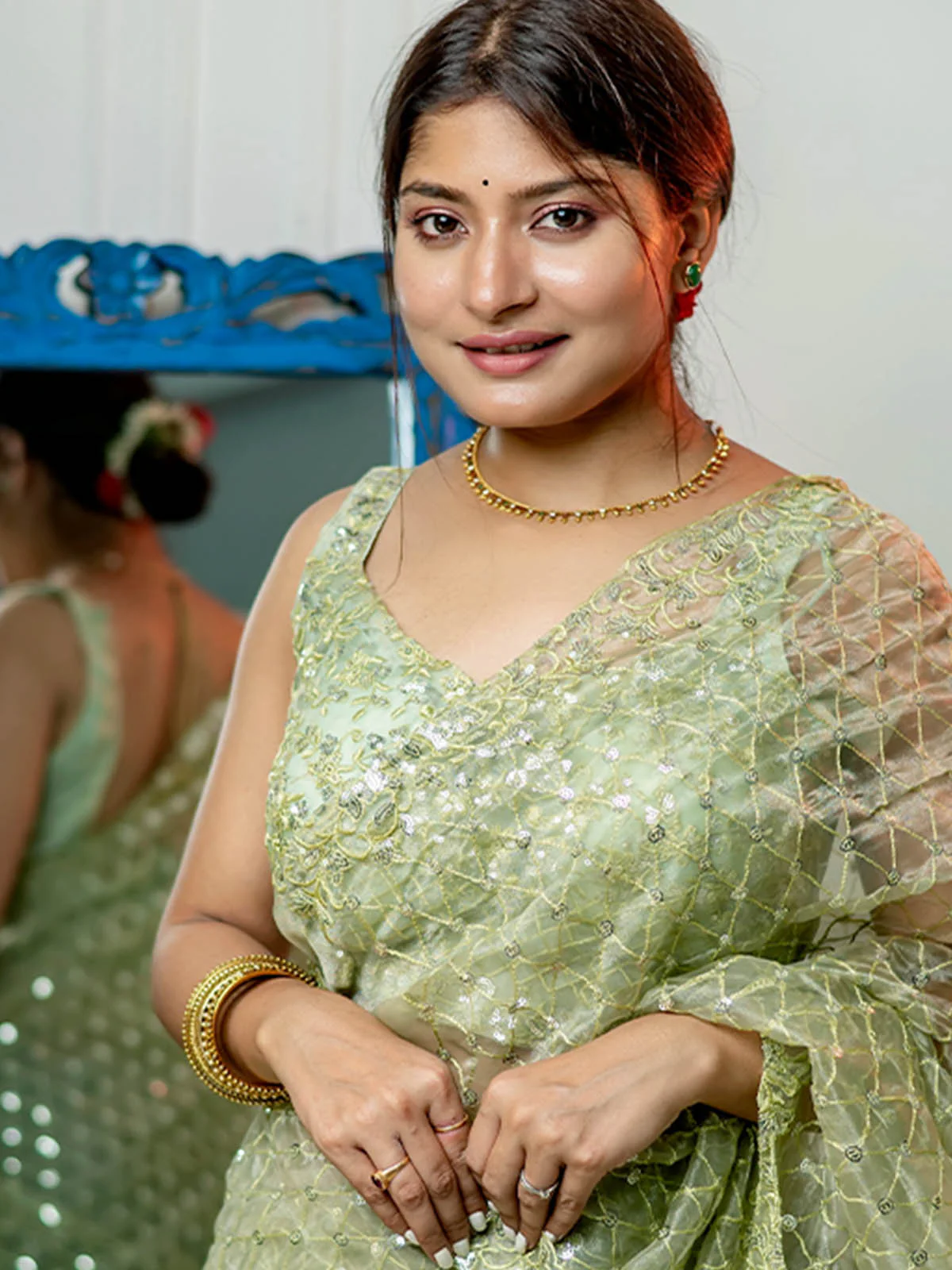 Odette Women Green Organza Embellished Saree With Stitched Blouse - Image 4