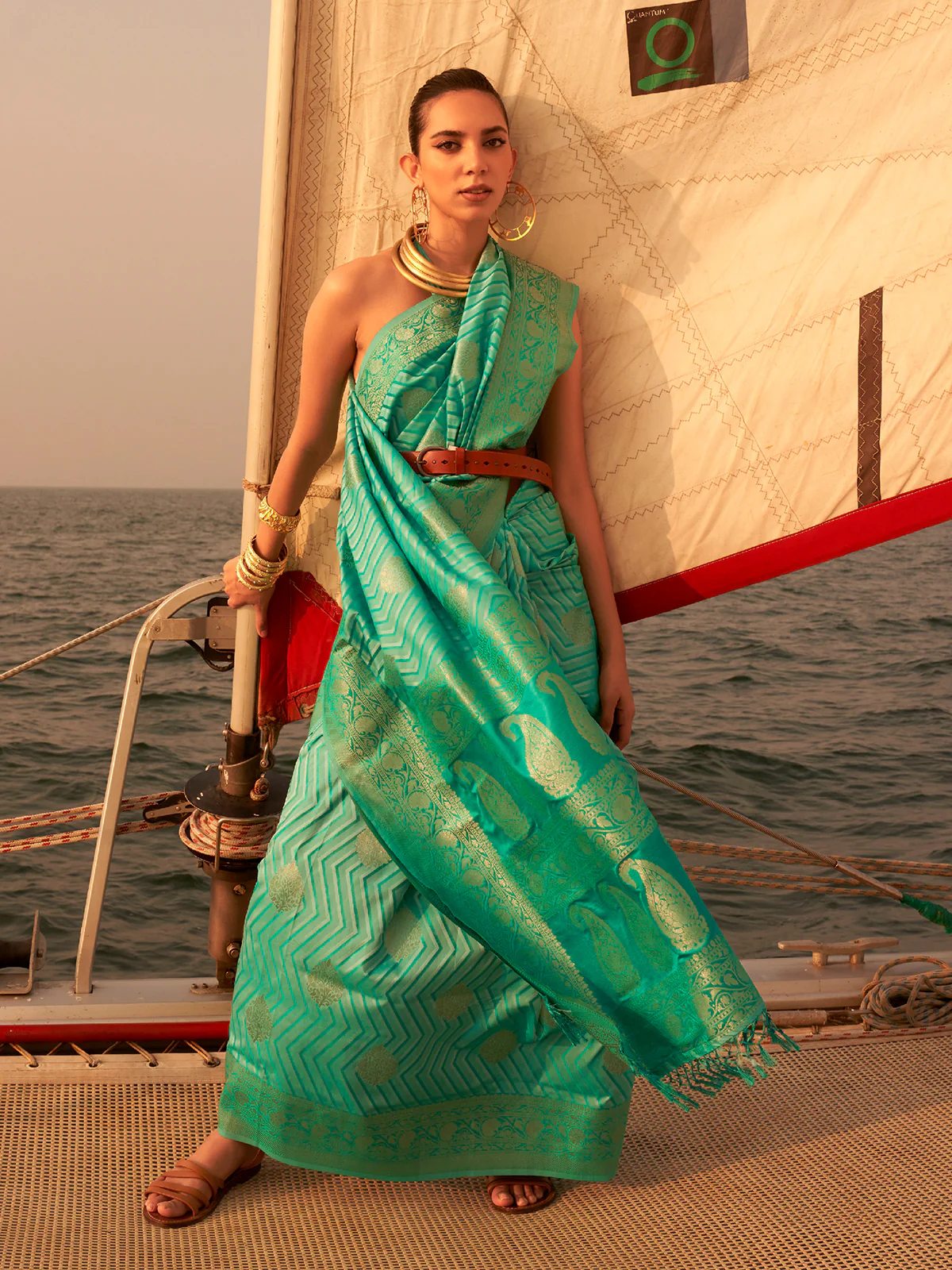 Odette Women Green Silk Blend Woven Saree With Unstitched Blouse