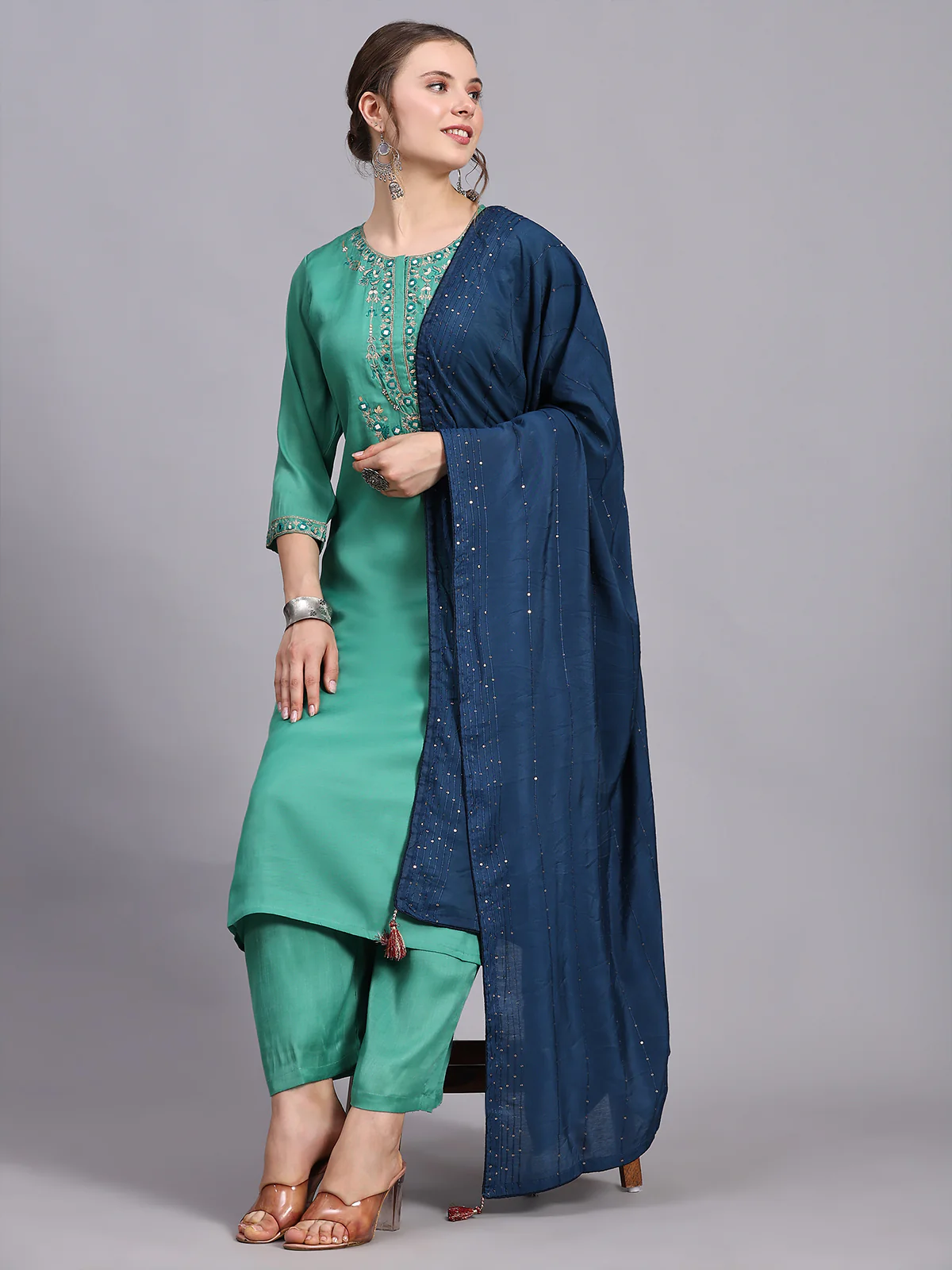Odette Women Green Viscose Embroidered Stitched Kurta Set - Image 3