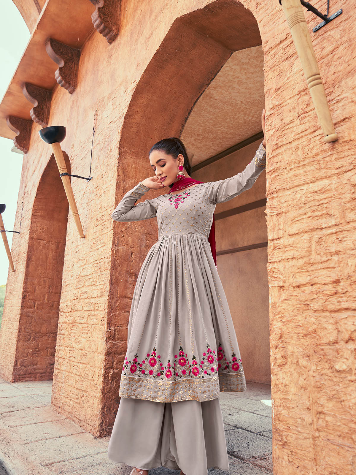 Odette Women Grey Georgette Semi Stitched Palazzo Suit - Image 2