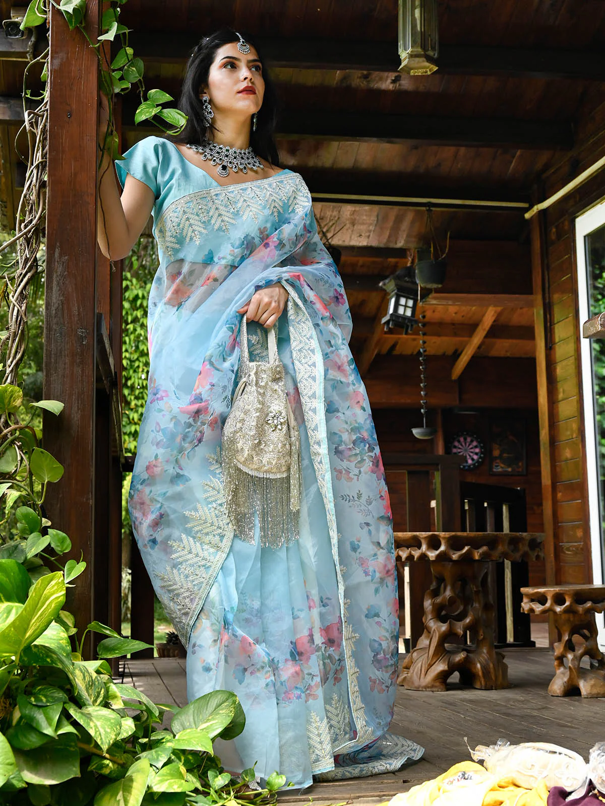 Odette Women Light Blue Organza Floral Print Saree With Unstitched Blouse - Image 2